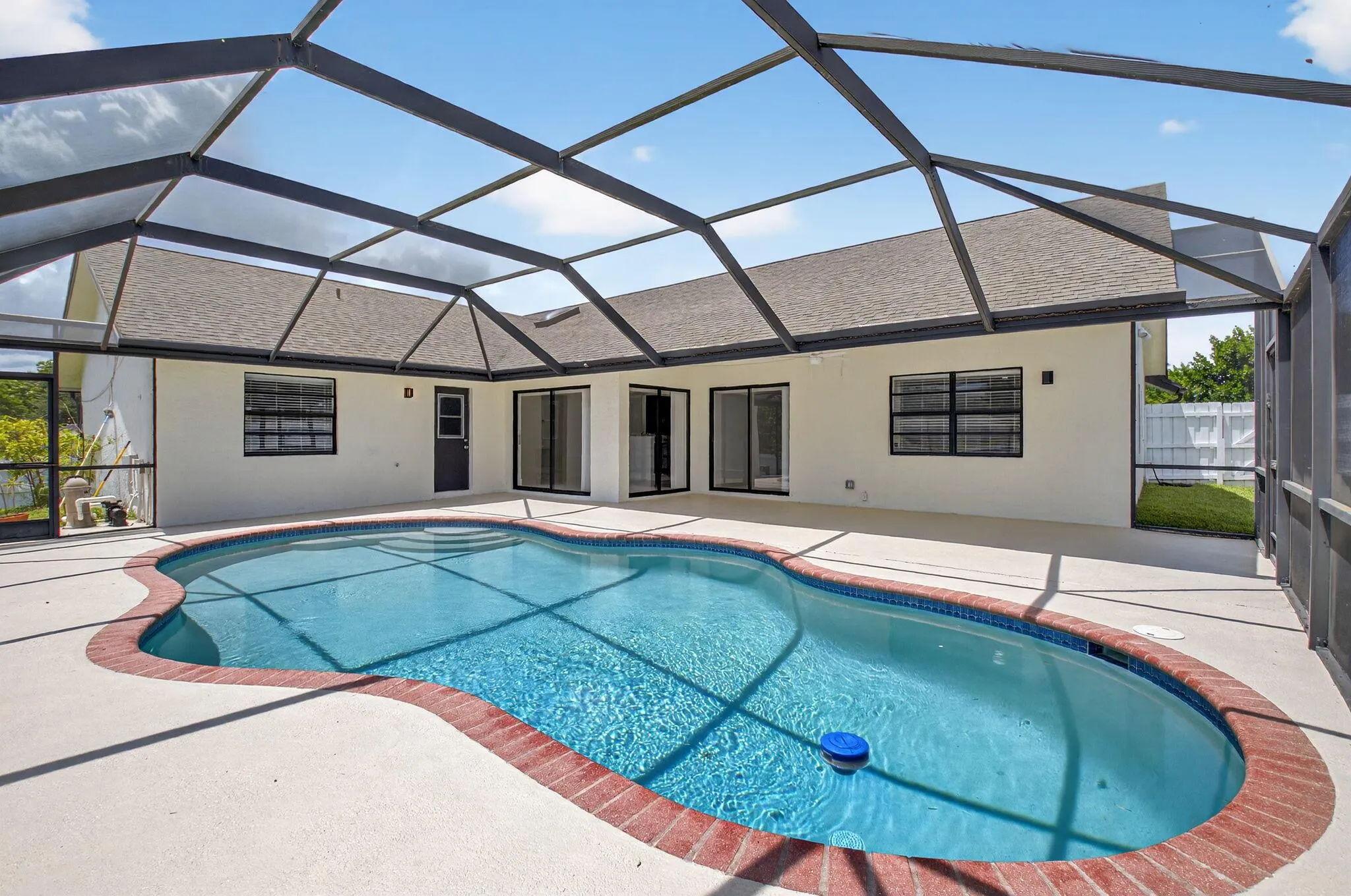 488 NW 13th Street