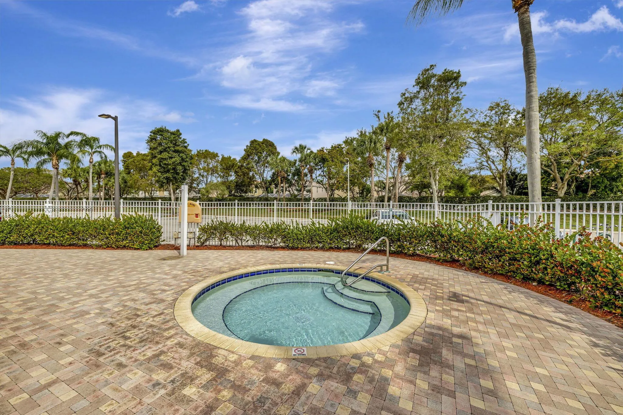 7630 Rockport Circle