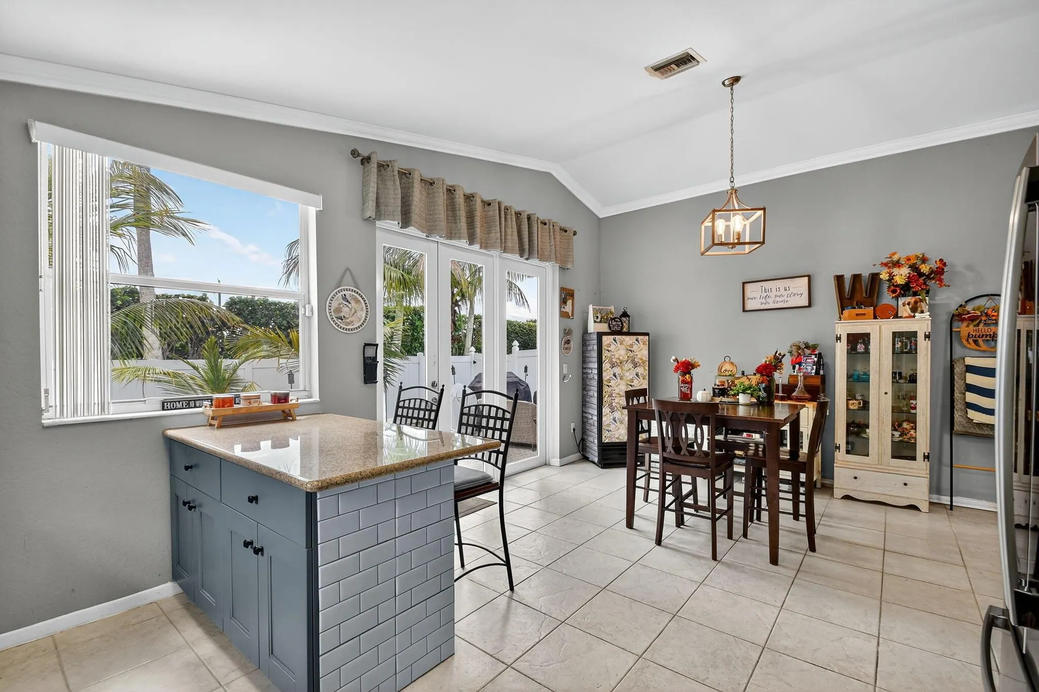 7630 Rockport Circle
