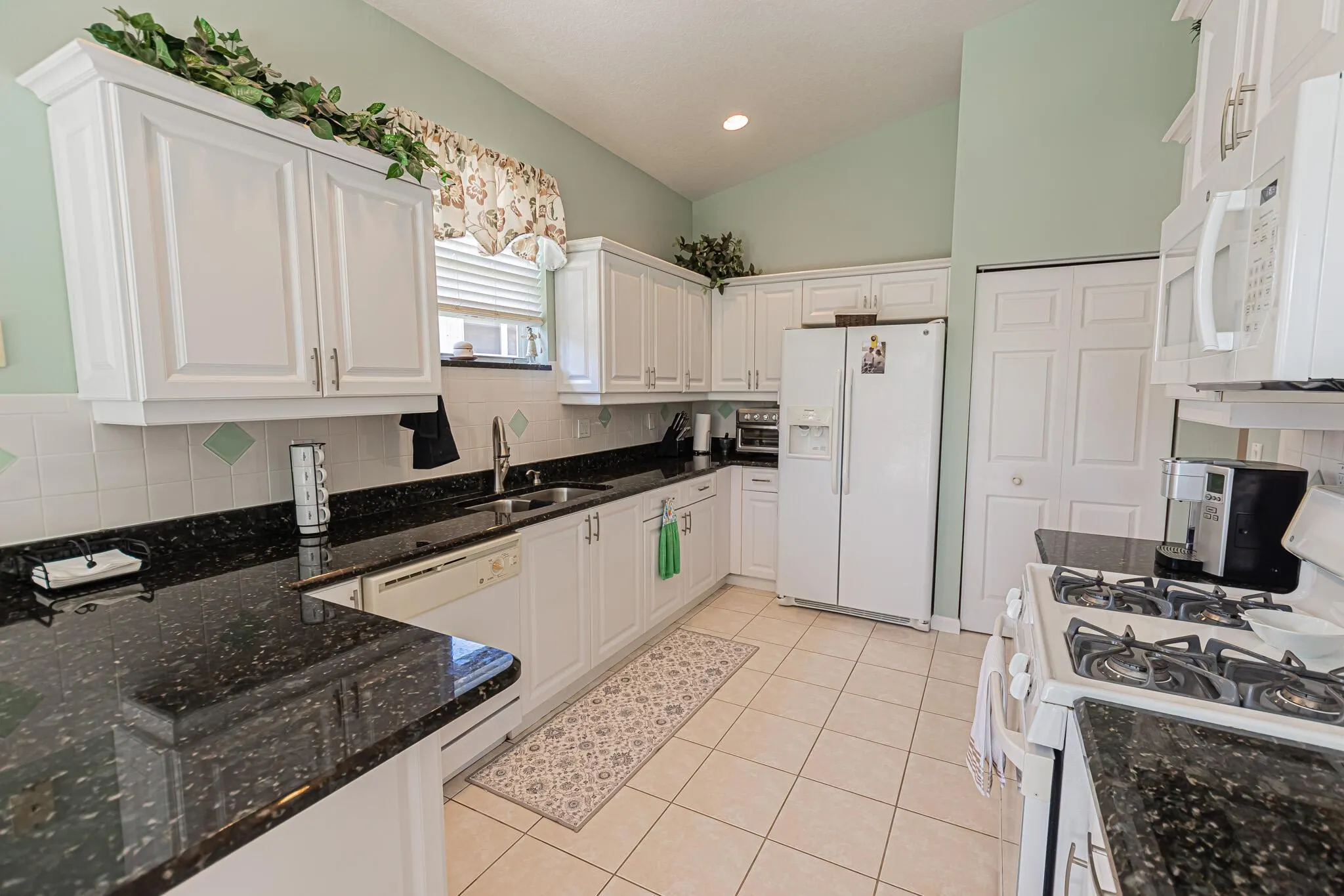 175 NW Lawton Road