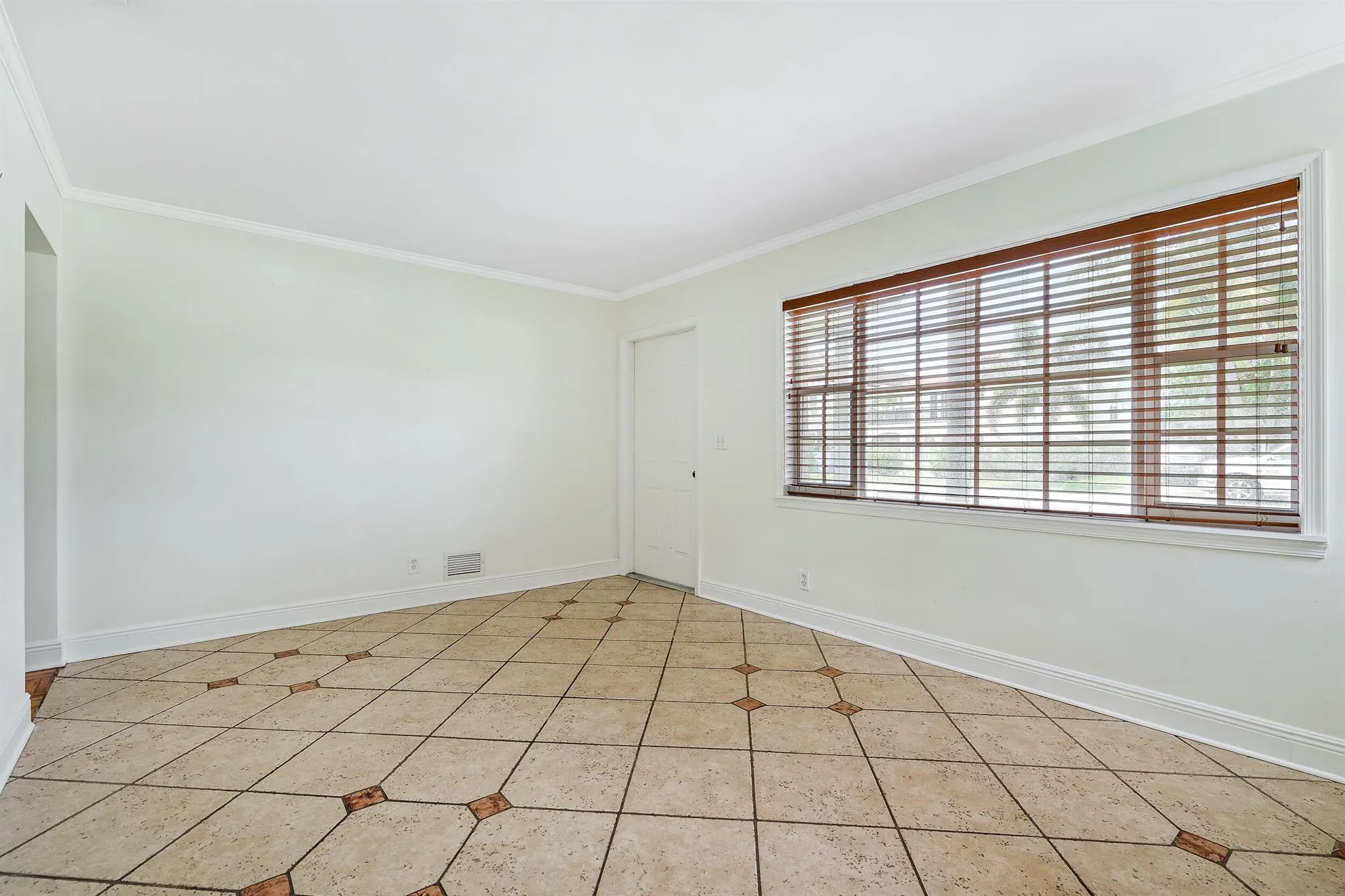 245 Cortez Road, #A&B