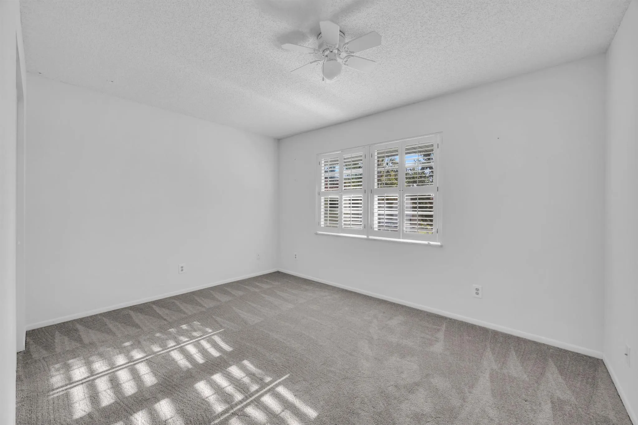 48 Woodland Drive, #207