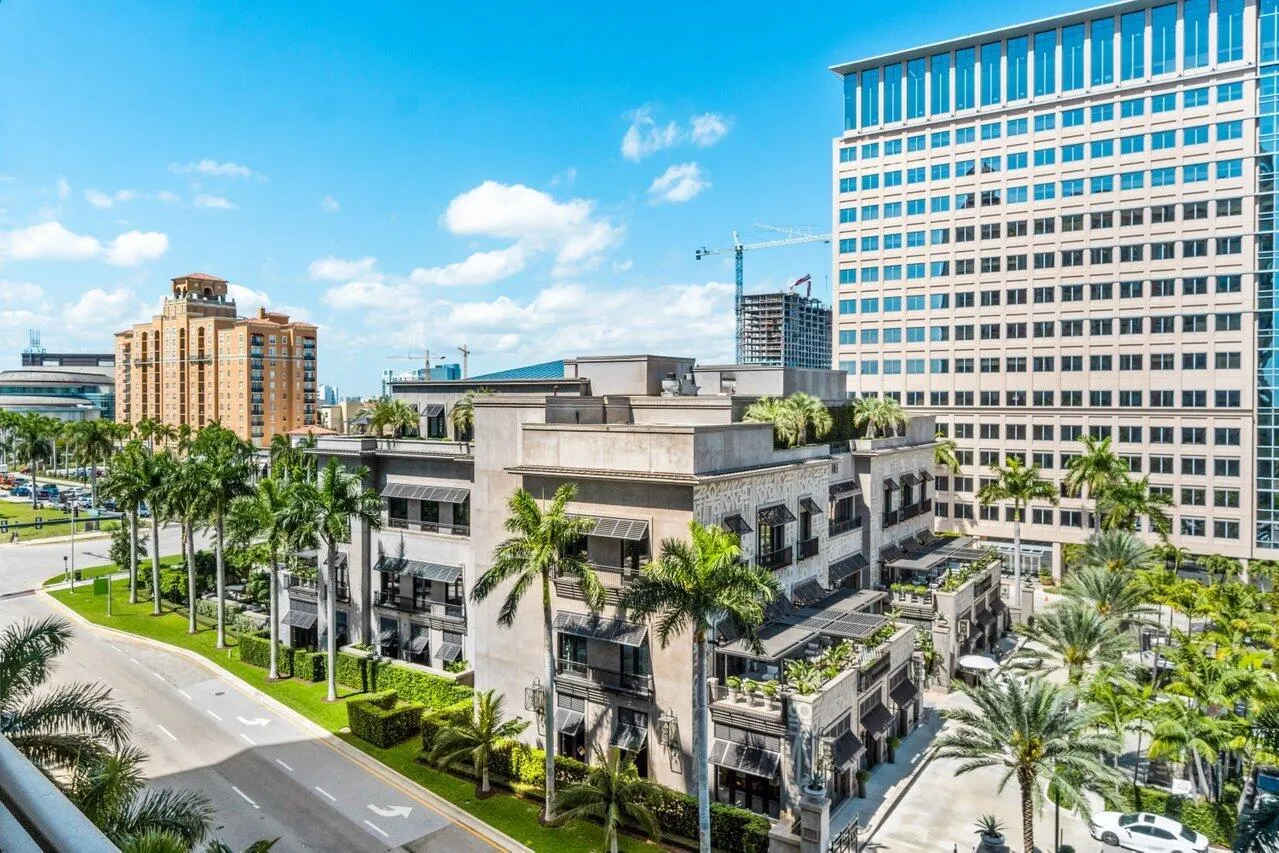 550 Okeechobee Boulevard, #704