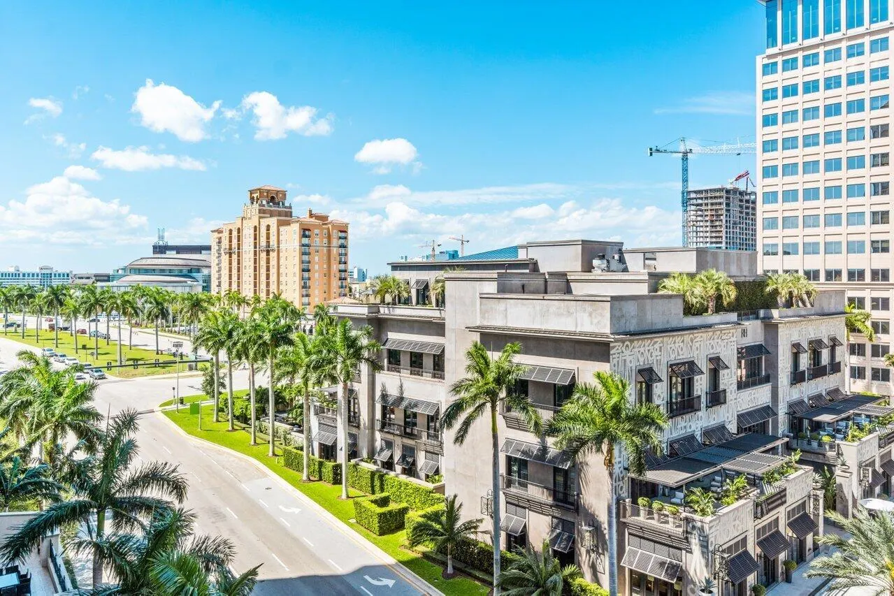 550 Okeechobee Boulevard, #704