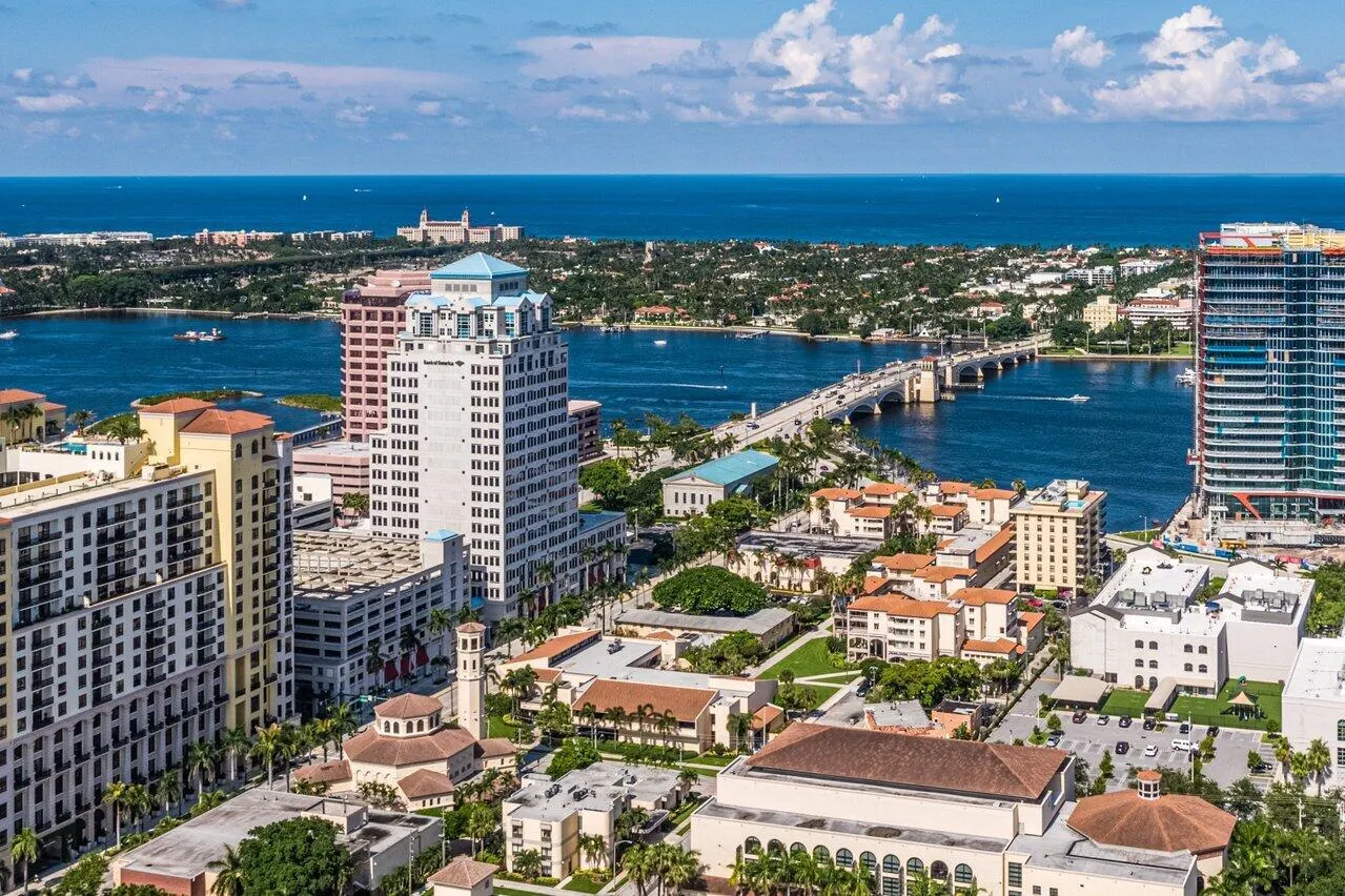 550 Okeechobee Boulevard, #704
