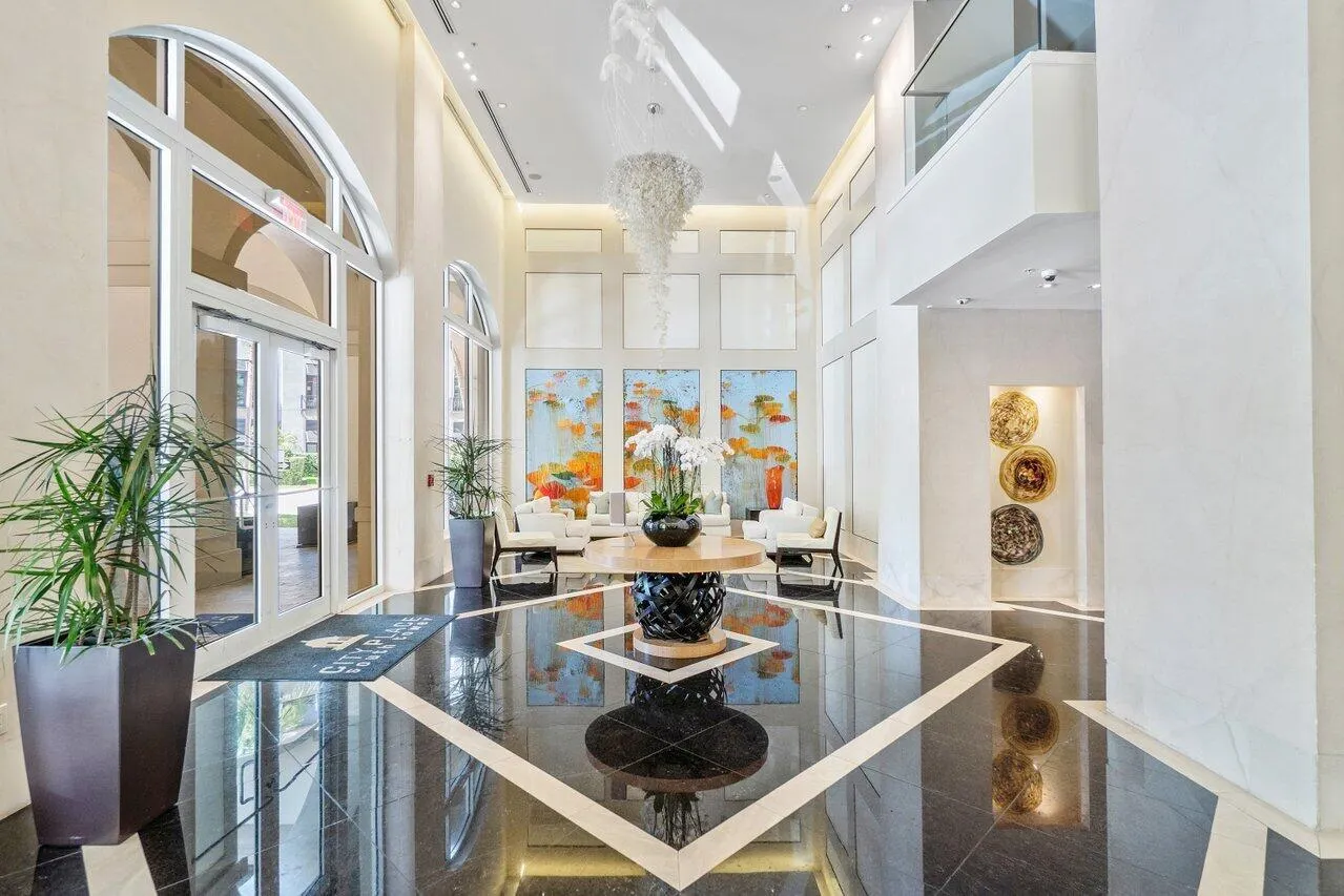 550 Okeechobee Boulevard, #704
