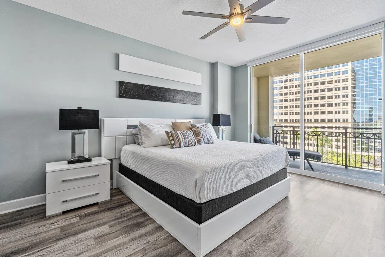 550 Okeechobee Boulevard, #704