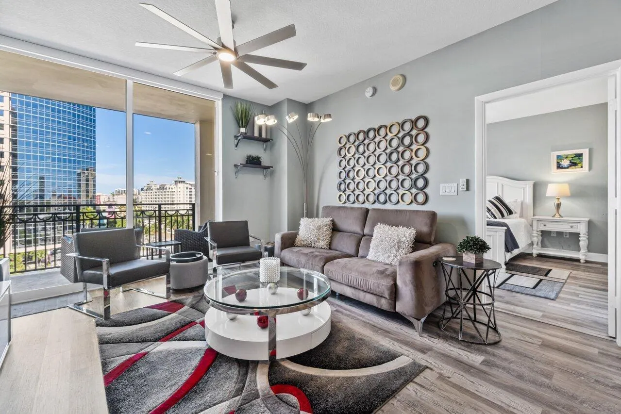 550 Okeechobee Boulevard, #704