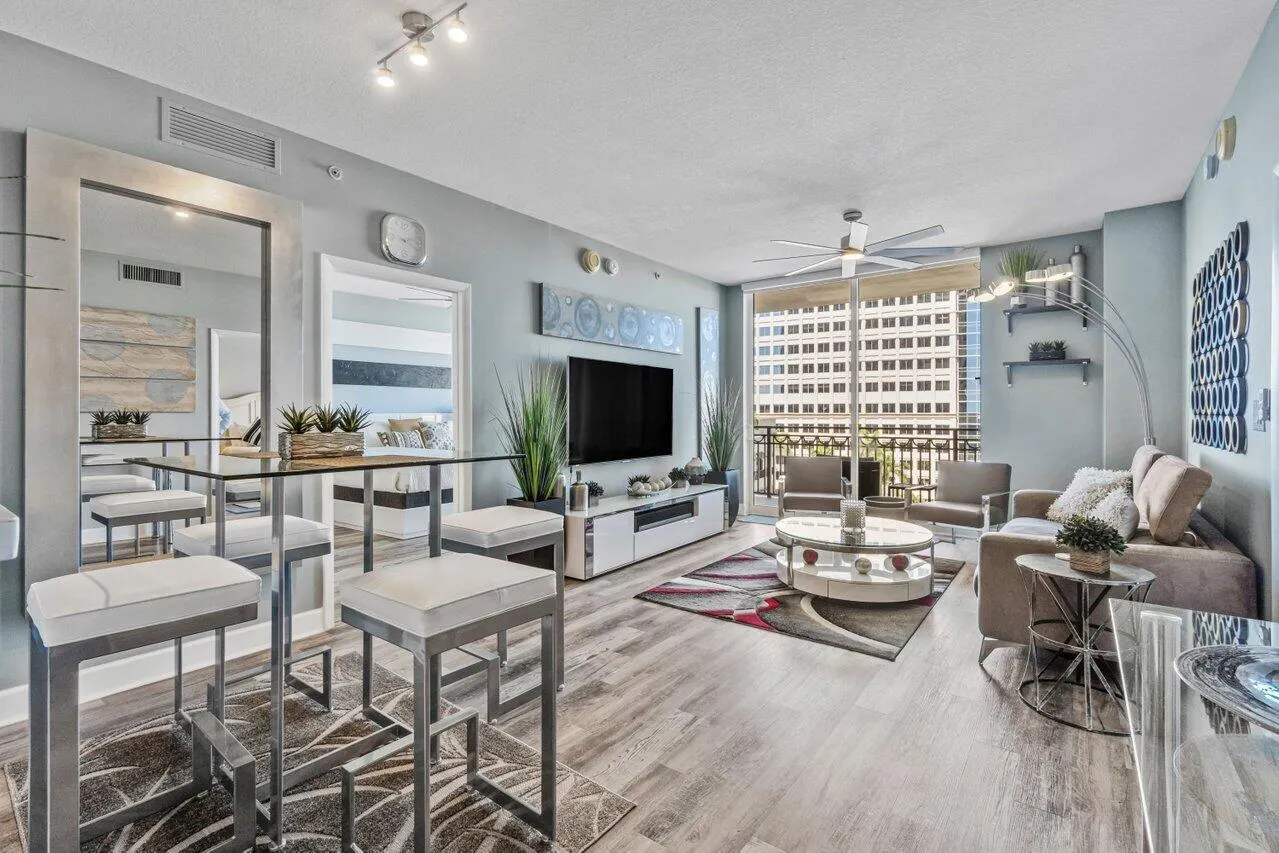 550 Okeechobee Boulevard, #704