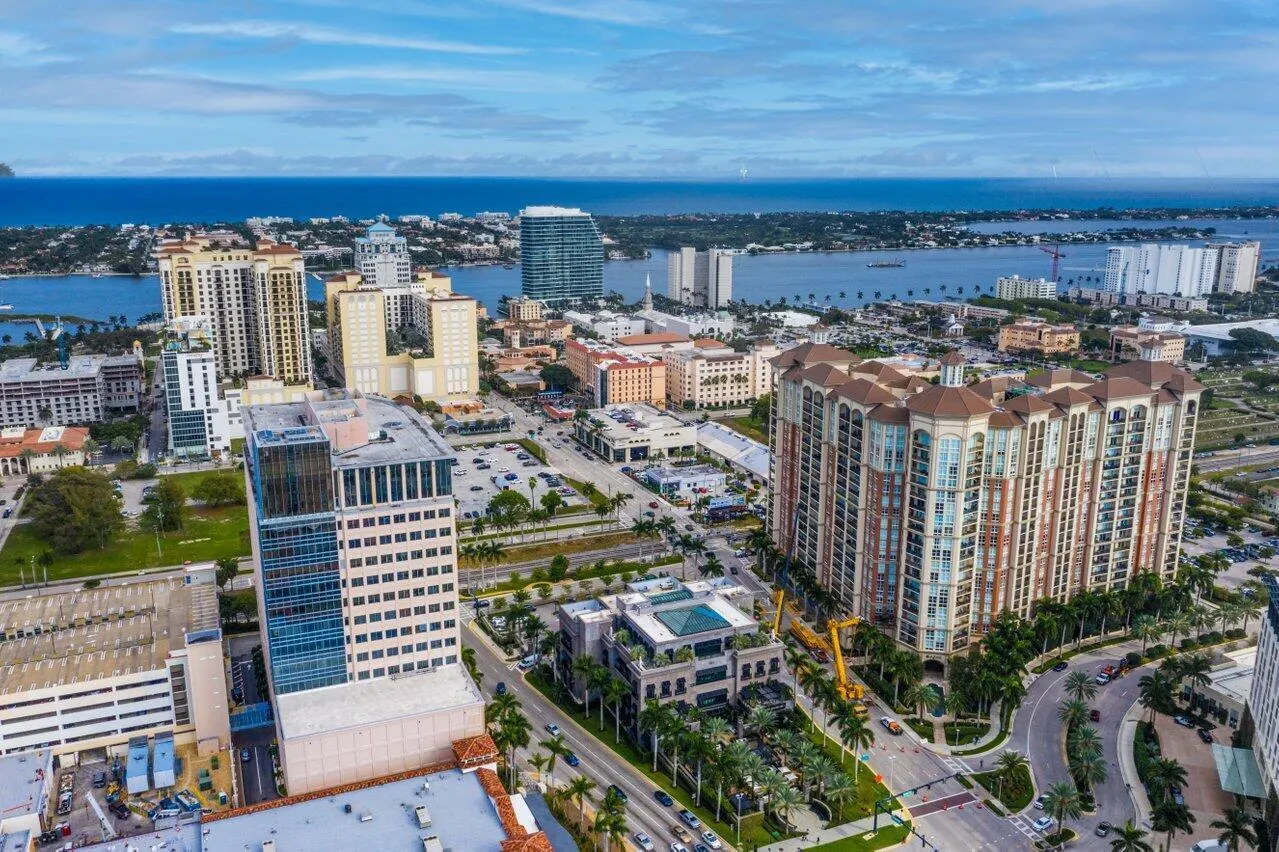 550 Okeechobee Boulevard, #704