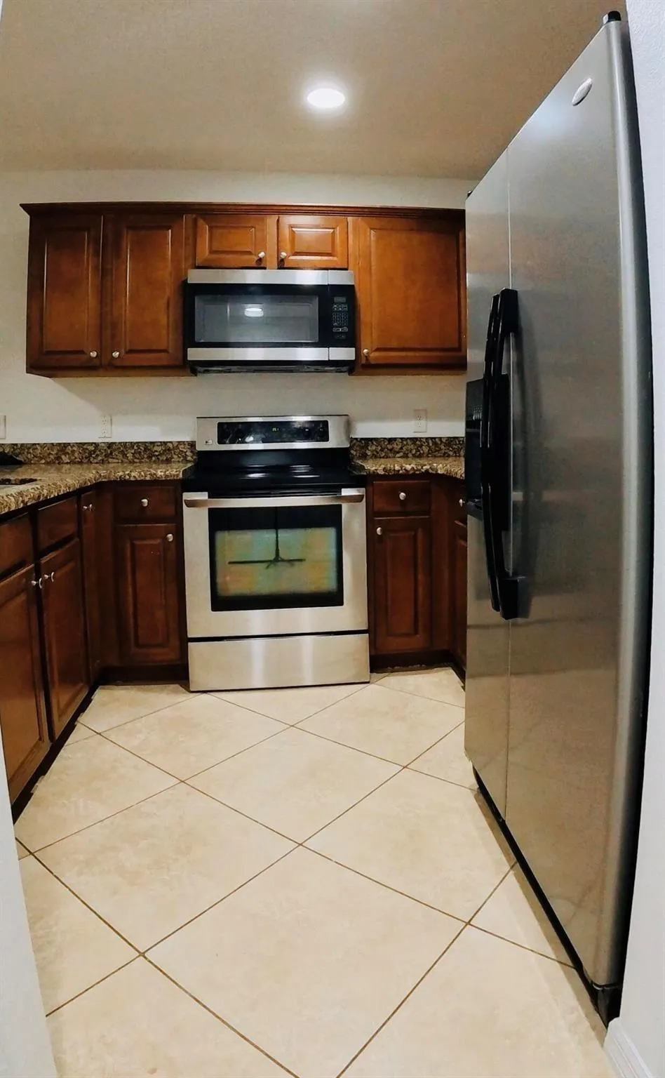 1000 Palm Trail, #4