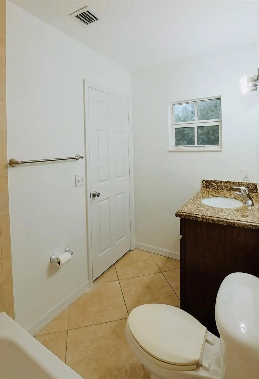 1000 Palm Trail, #4
