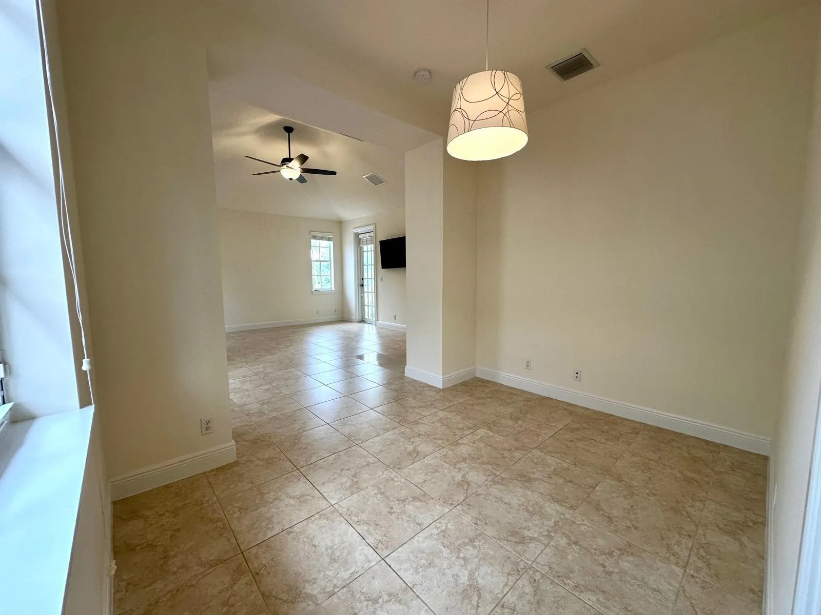 224 W Bay Cedar Circle
