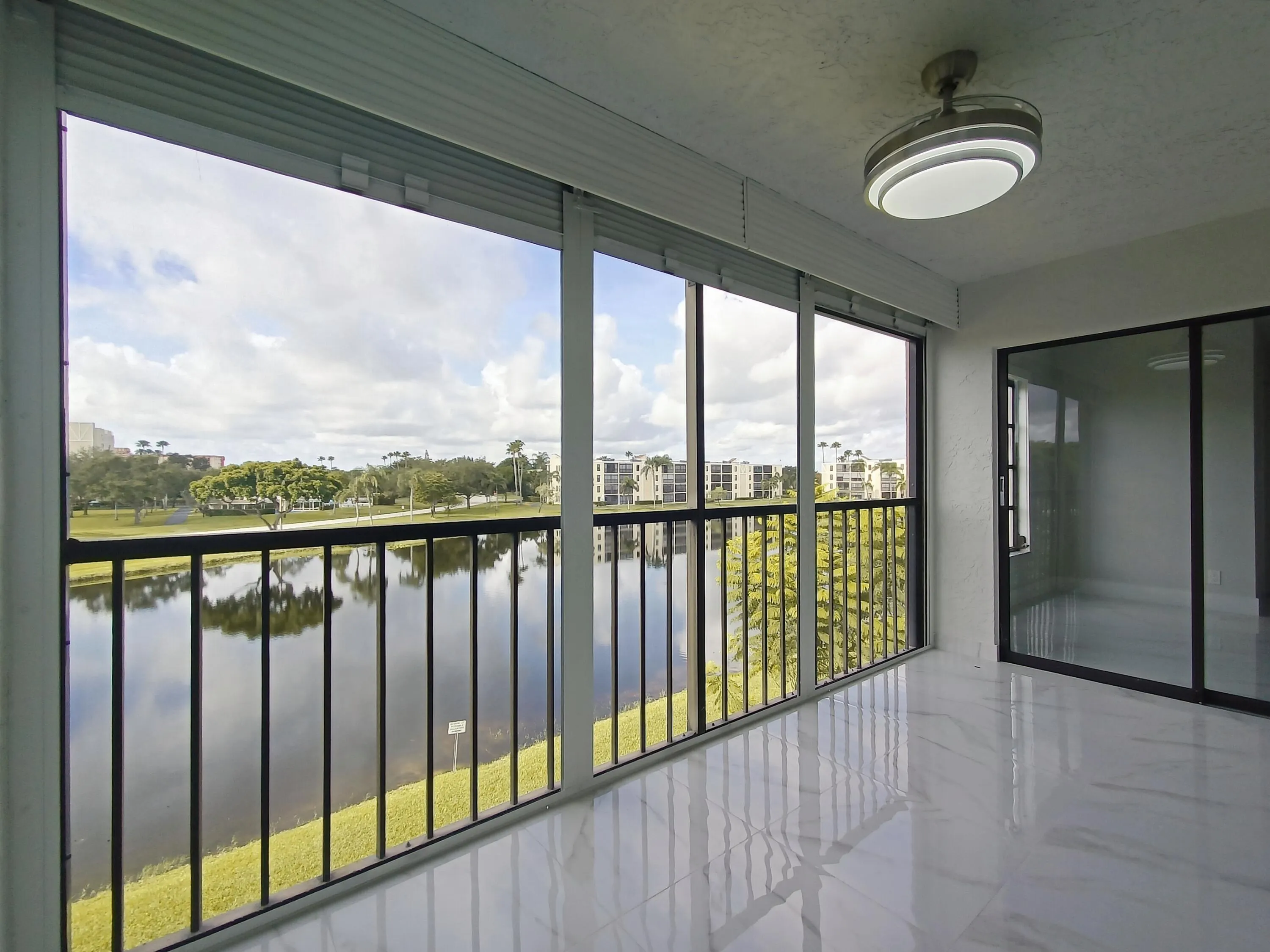 7320 Amberly Lane, #305