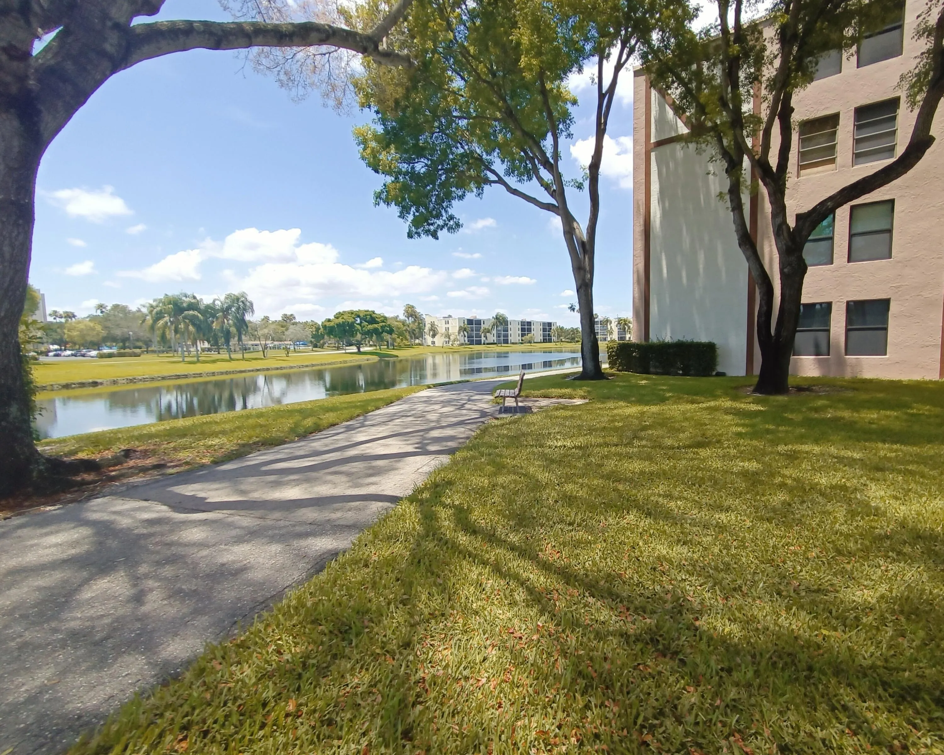 7320 Amberly Lane, #305