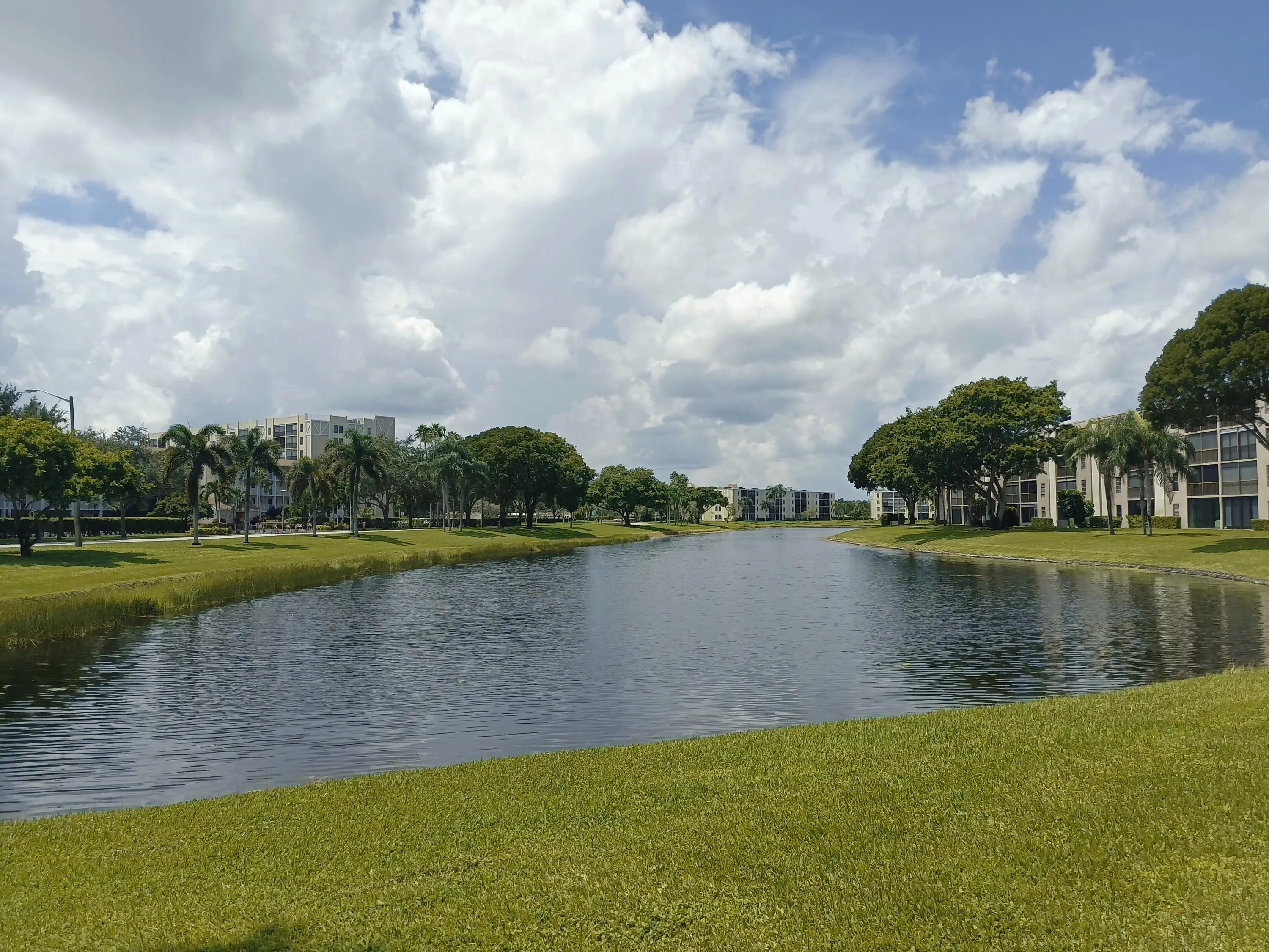 7320 Amberly Lane, #305