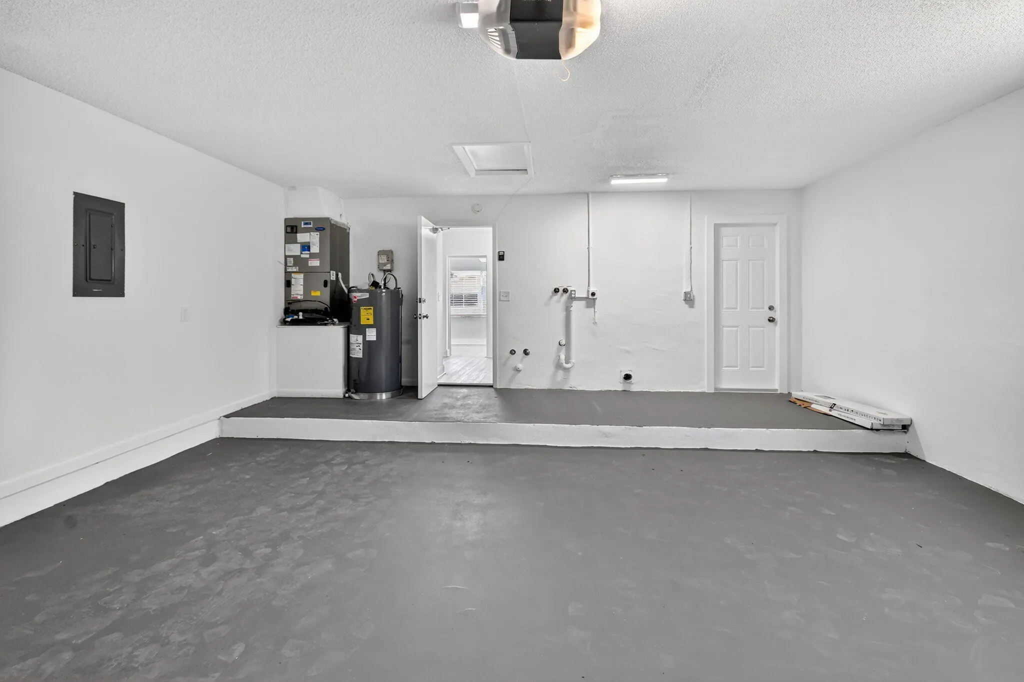 14734 Wood Lodge Lane