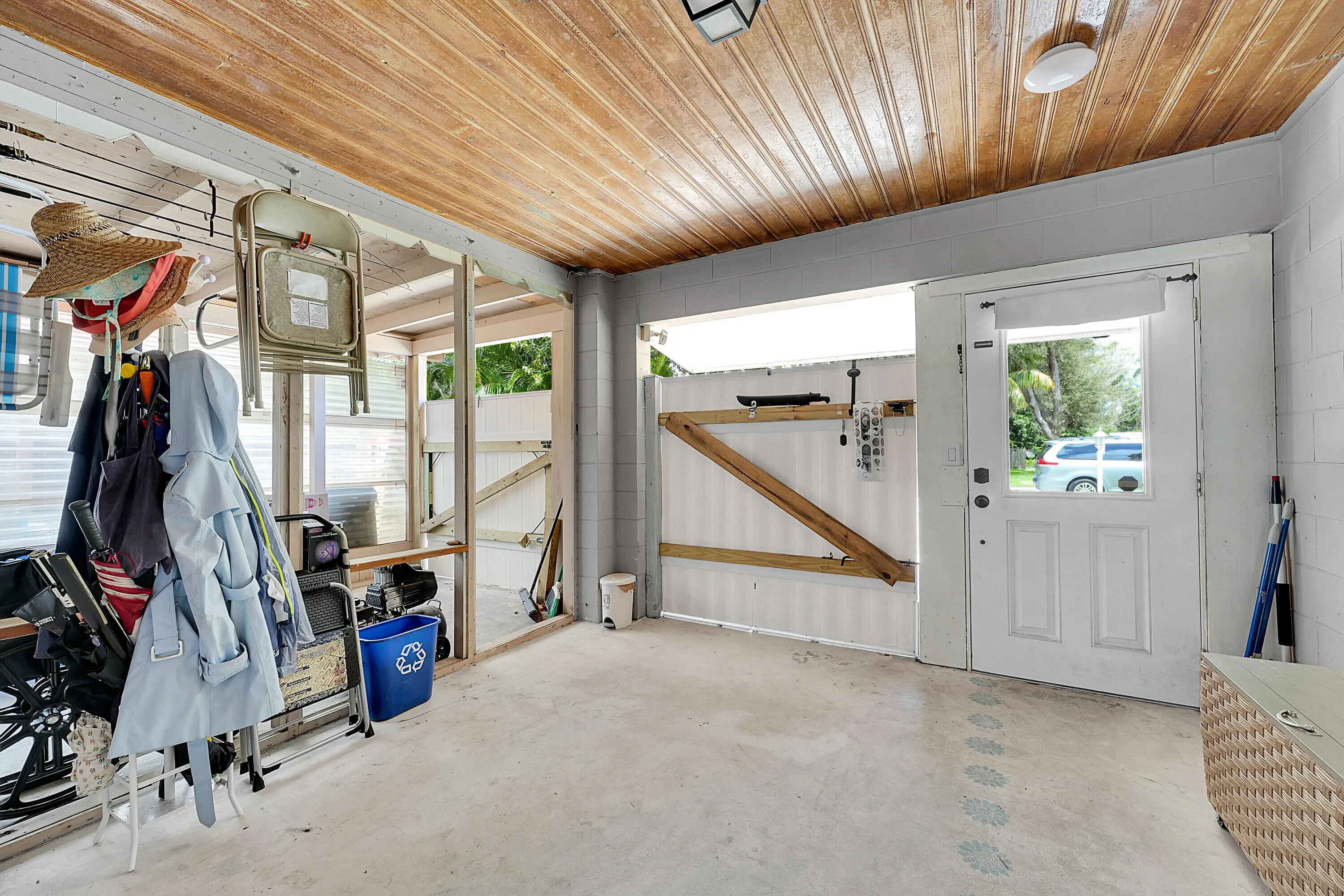 803 Anita Street