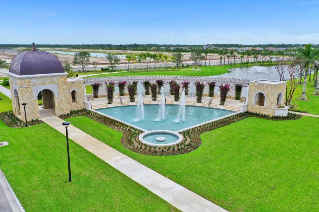 10213 Riverstone Way