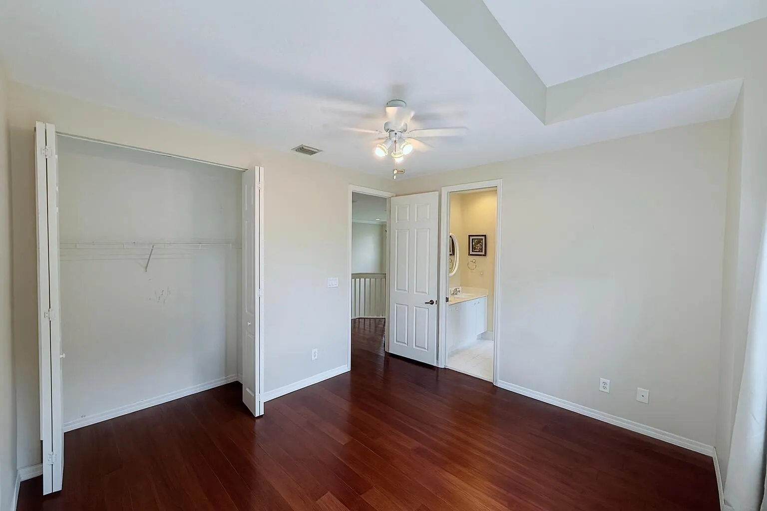 2394 Kemps Bay