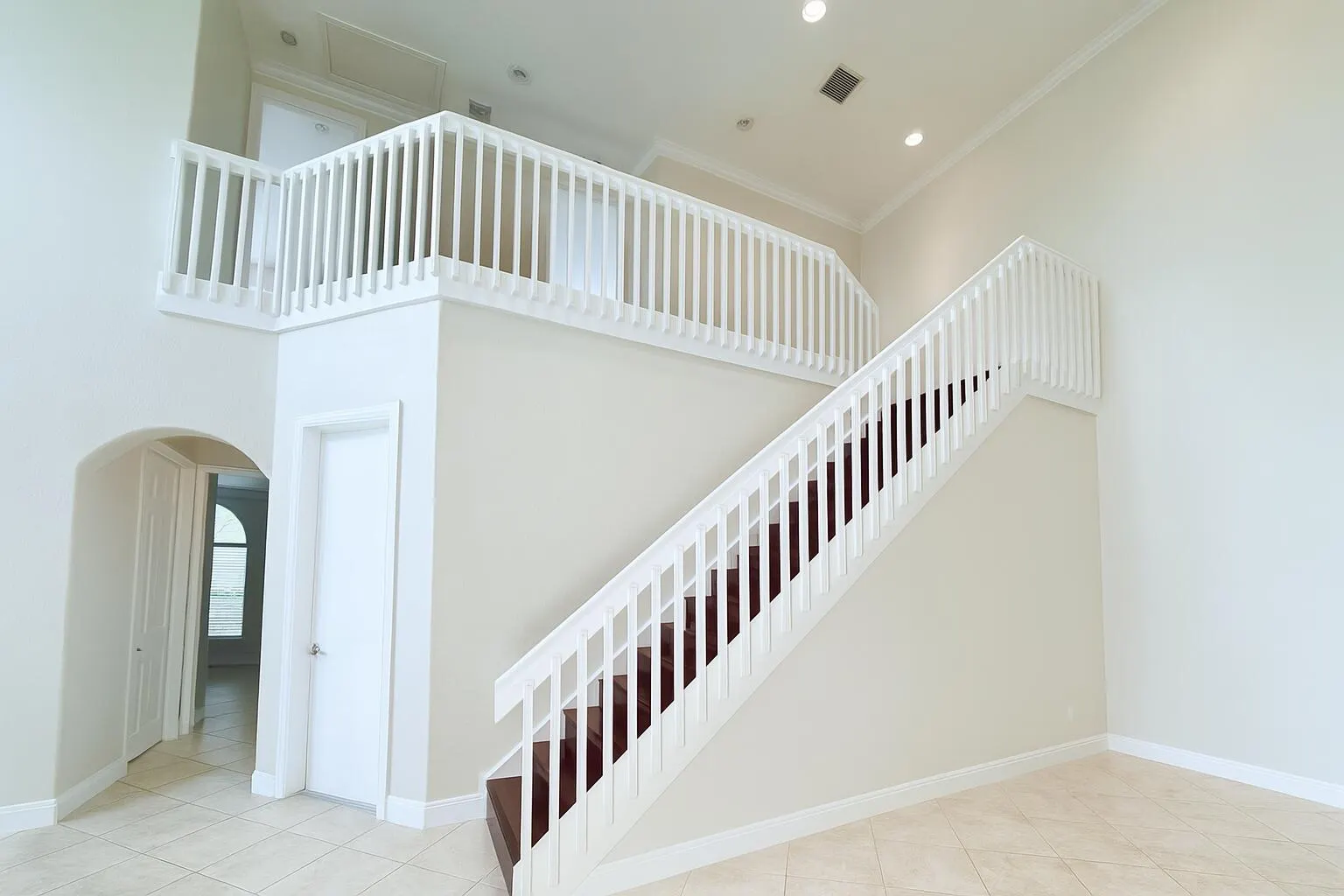 2394 Kemps Bay