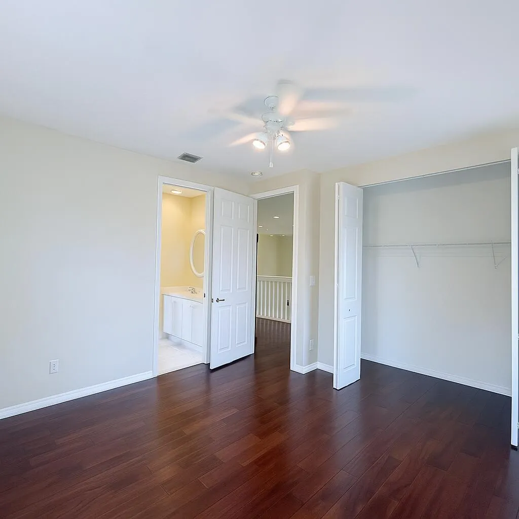 2394 Kemps Bay