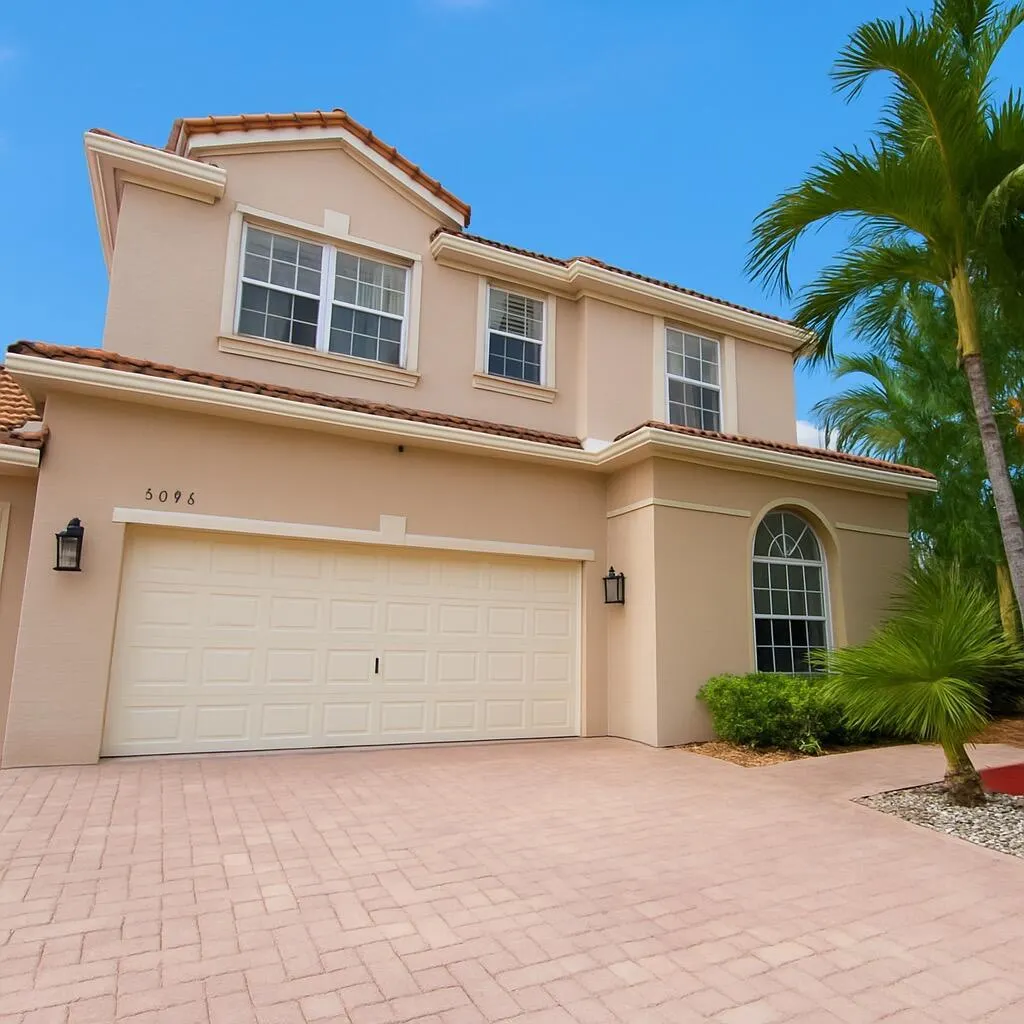 2394 Kemps Bay