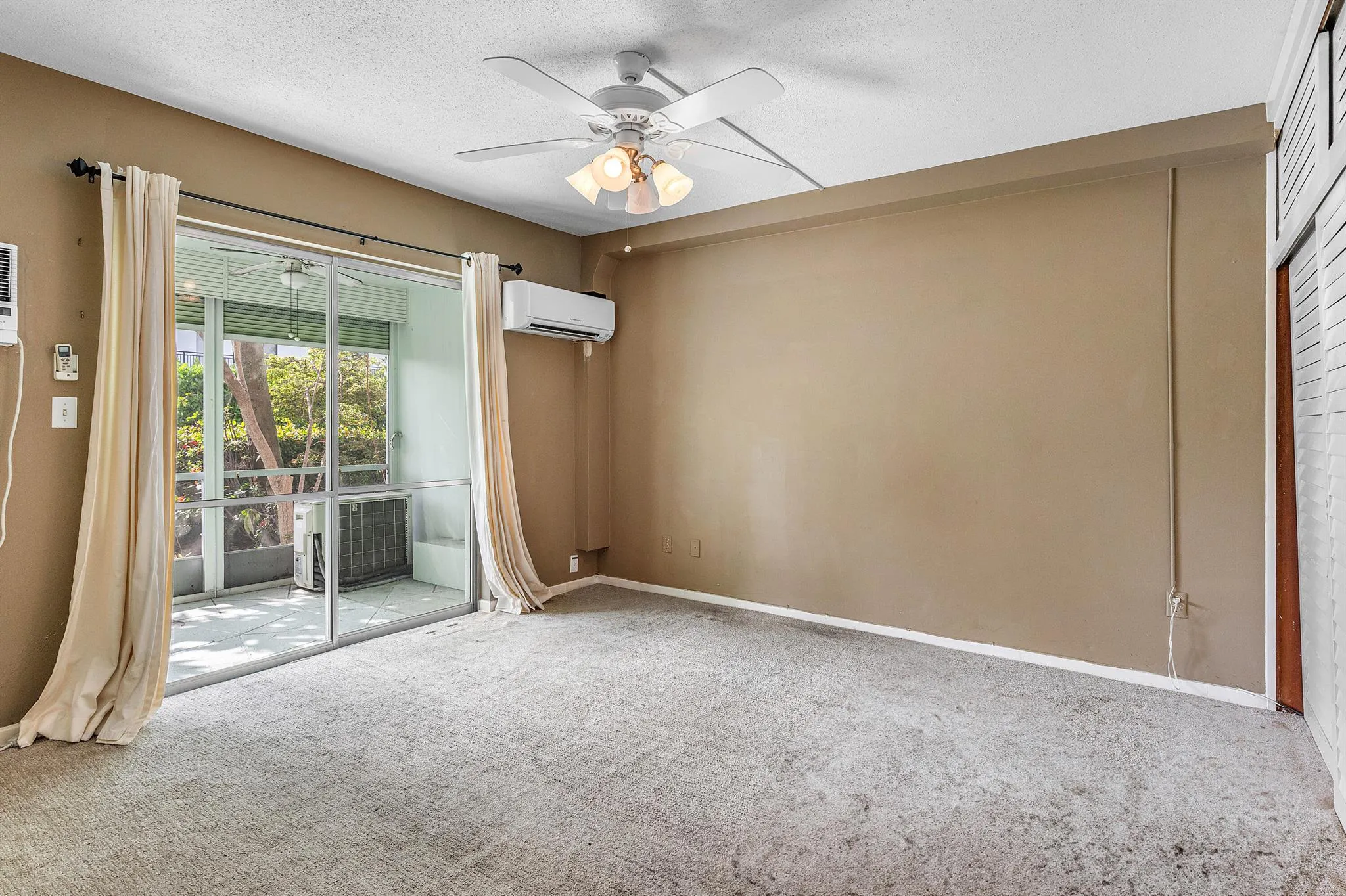40 SE 13th Street, #A3