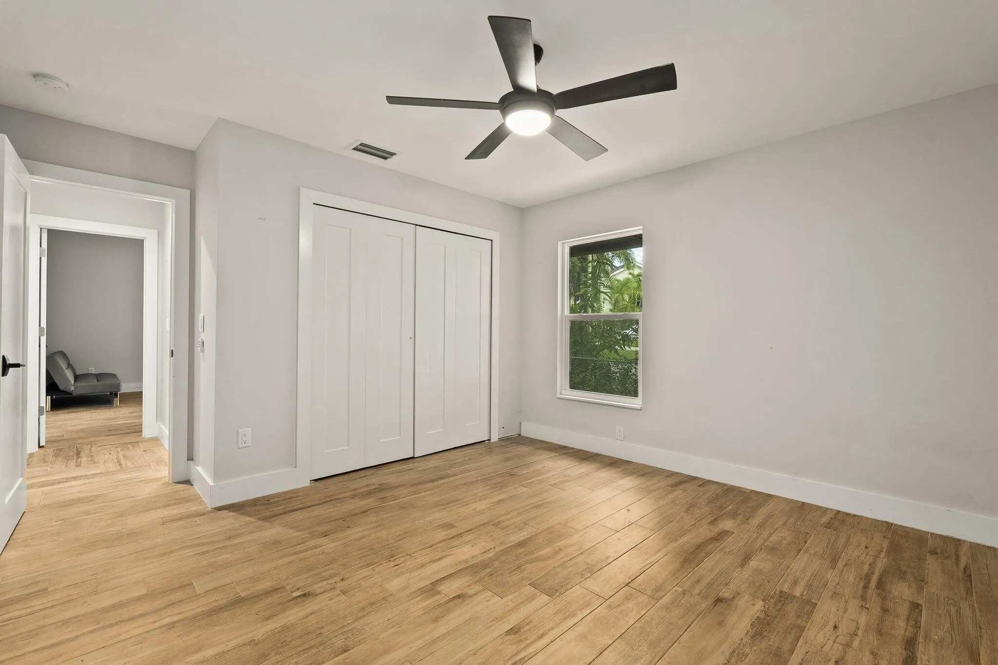 659 SE Saint Lucie Boulevard