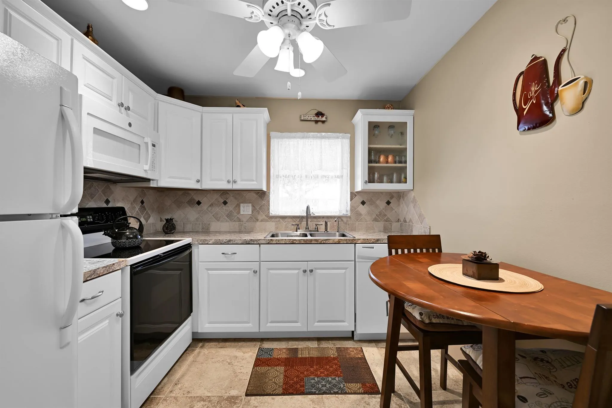 4796 Cresthaven Boulevard, #B