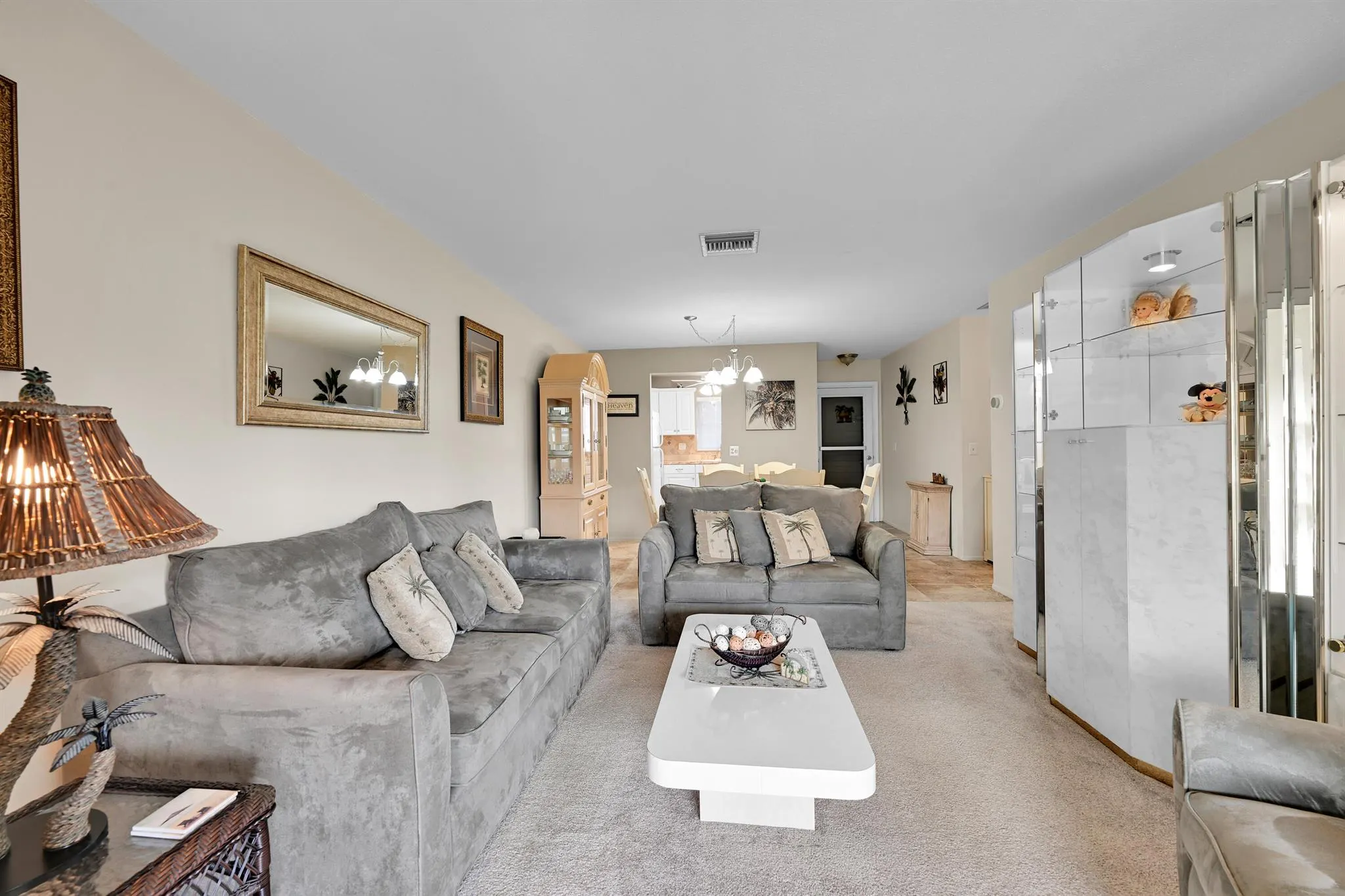 4796 Cresthaven Boulevard, #B