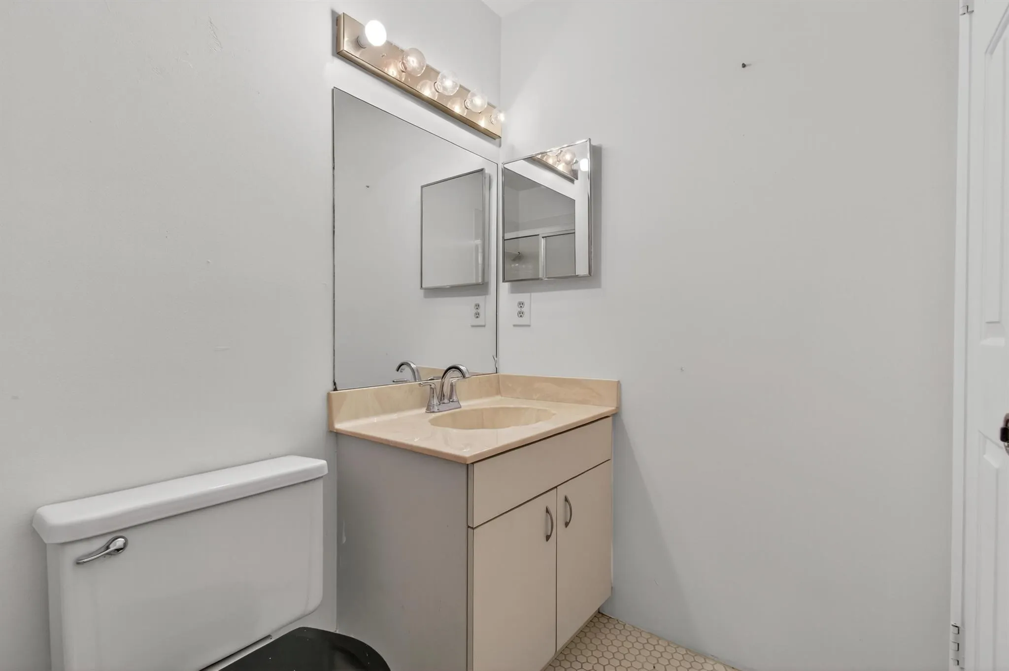 3939 NE 5th Avenue, #C203