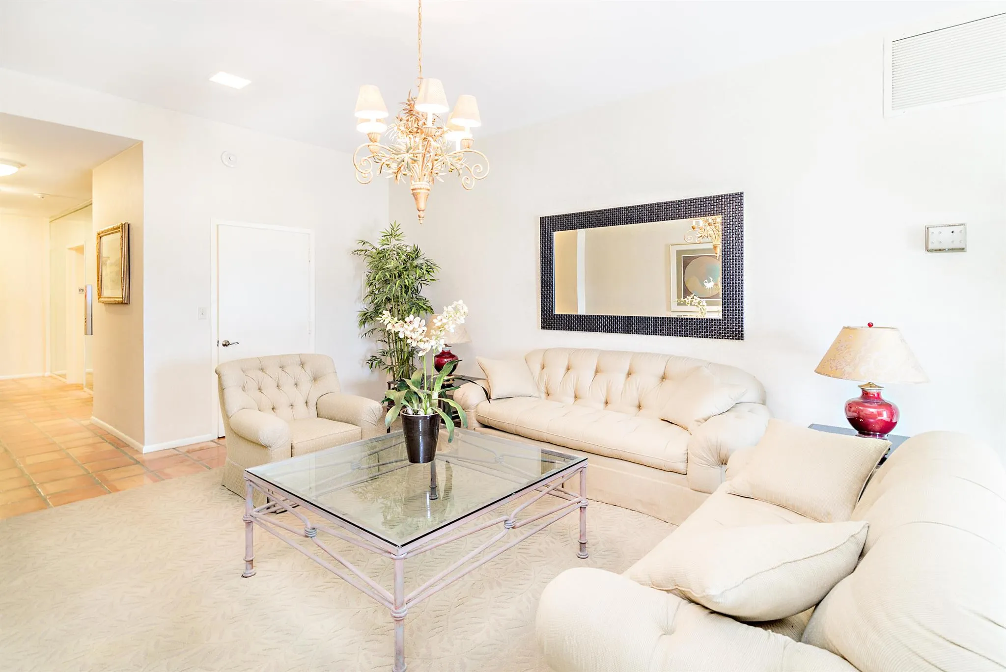139 Sunrise Avenue, #4090