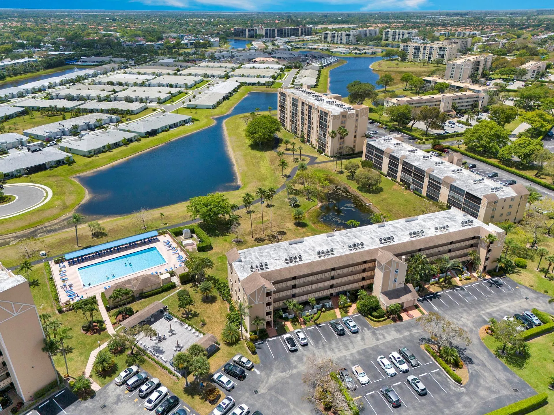 6936 Huntington Lane, #303