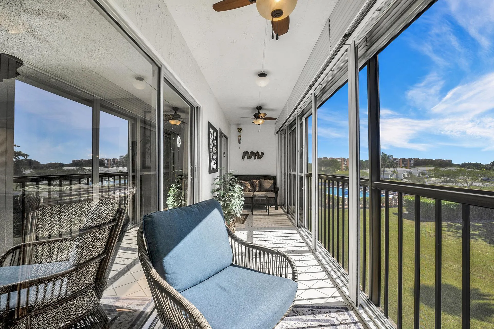6936 Huntington Lane, #303