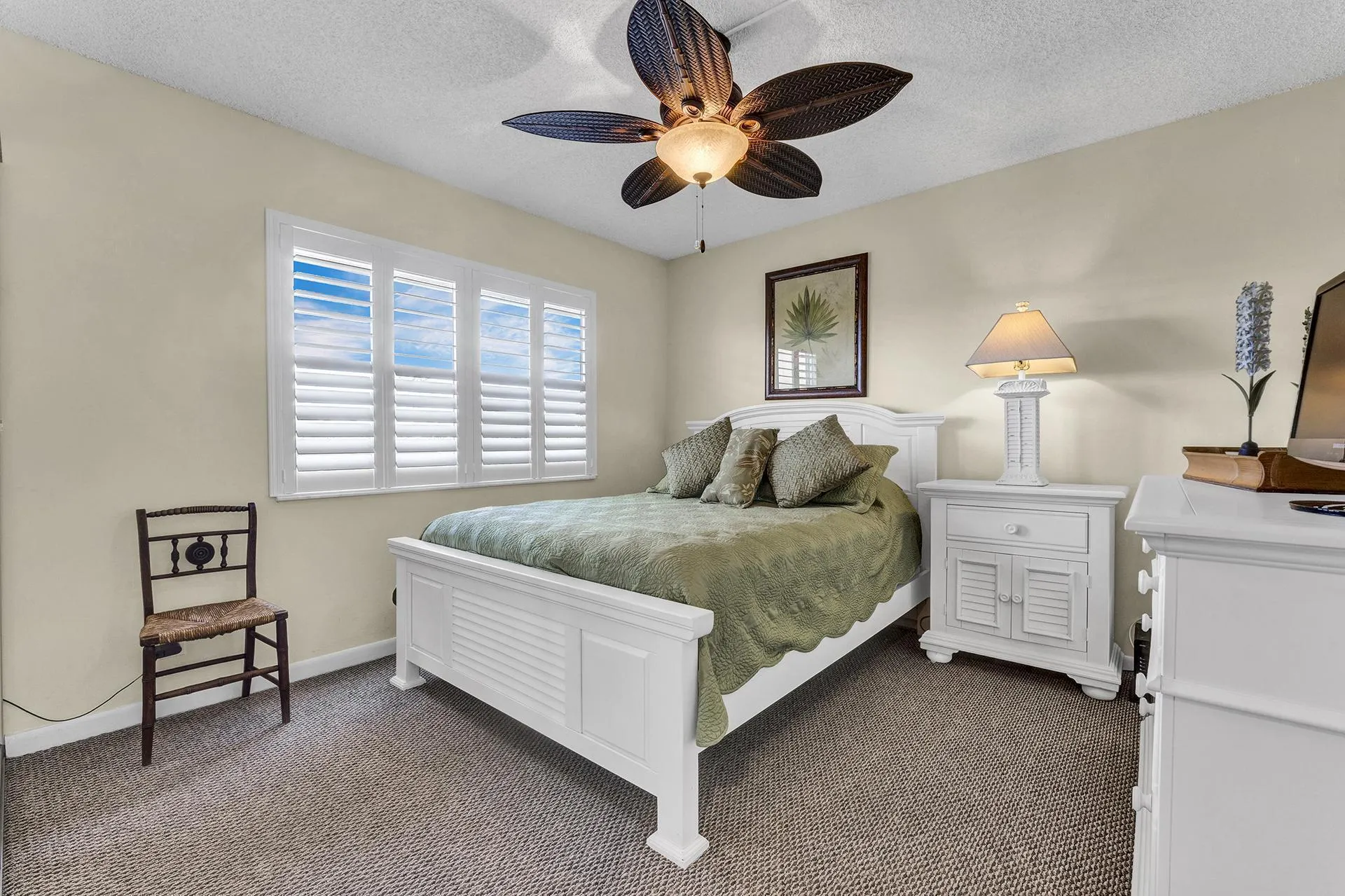 6936 Huntington Lane, #303