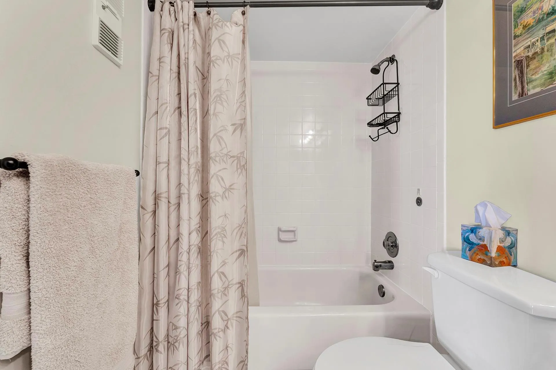 6936 Huntington Lane, #303