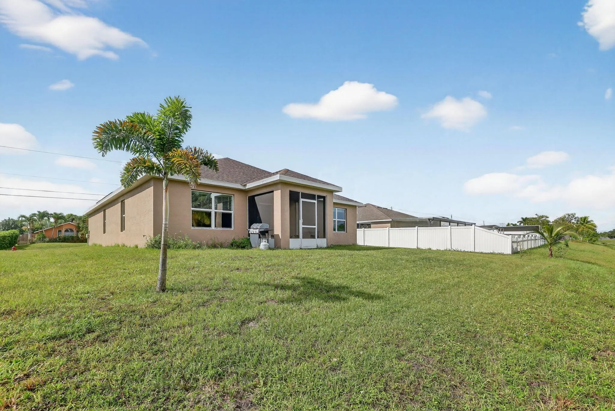 543 SW Whitmore Drive