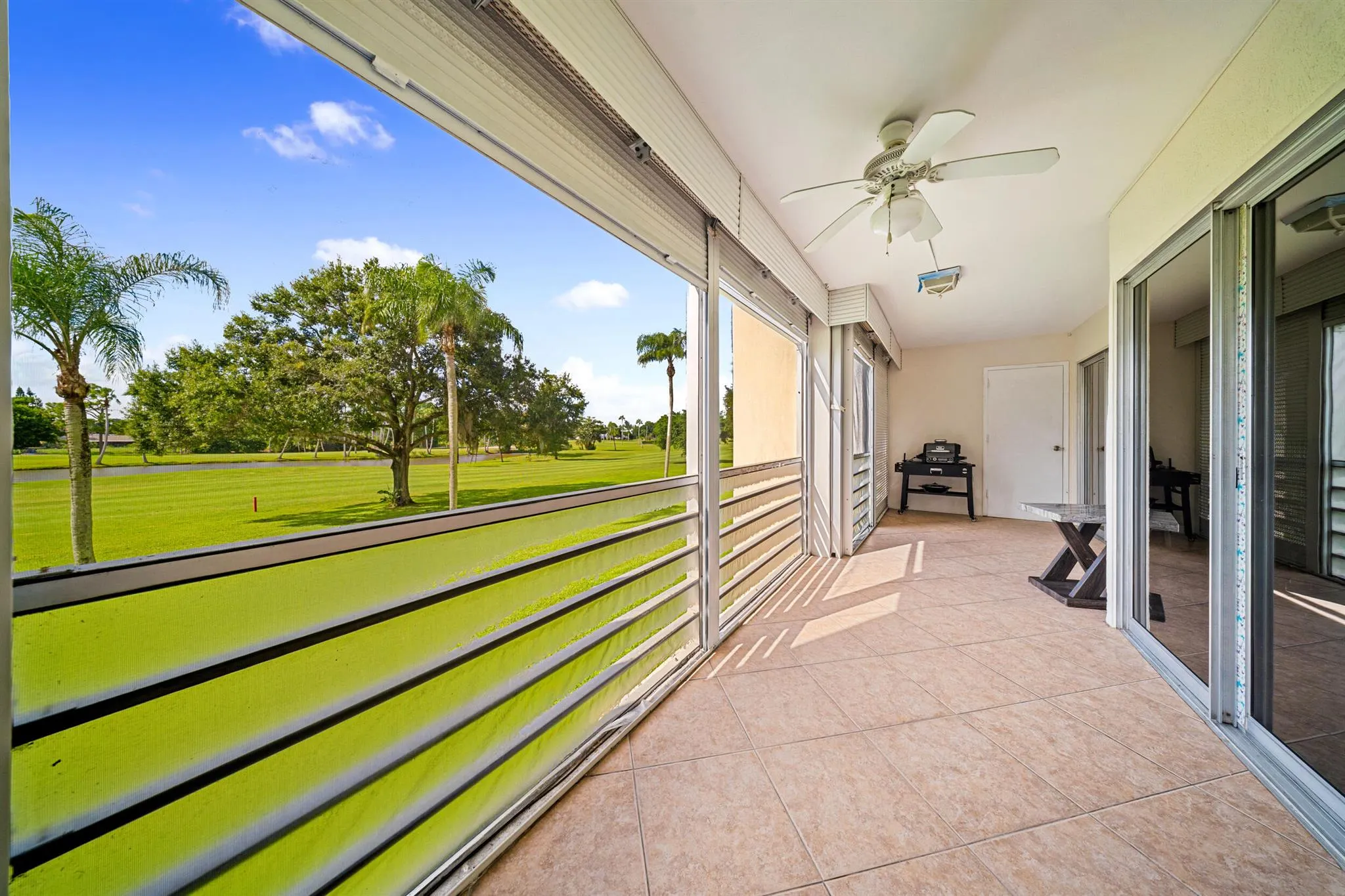 3959 Via Poinciana, #203