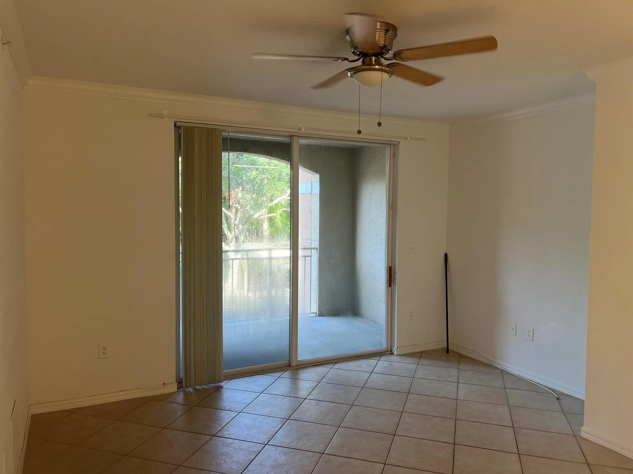 6394 Emerald Dunes Drive W, #204