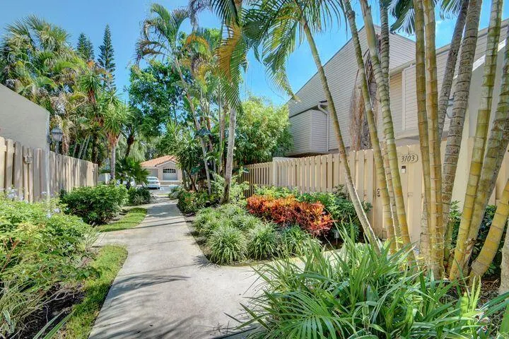612 Executive Center Drive, #103