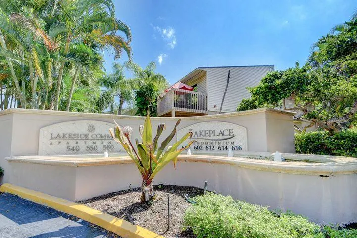 612 Executive Center Drive, #103