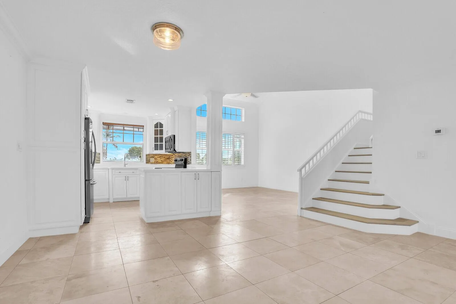 705 Mainsail Circle