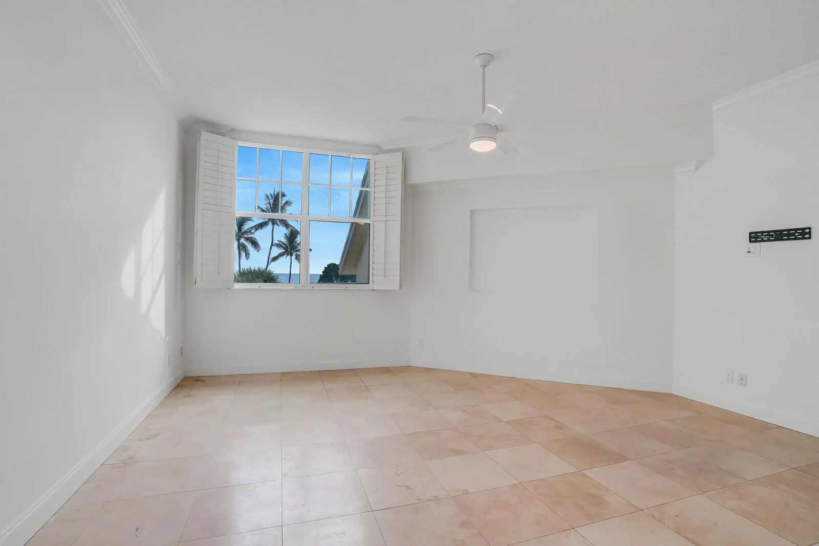 705 Mainsail Circle