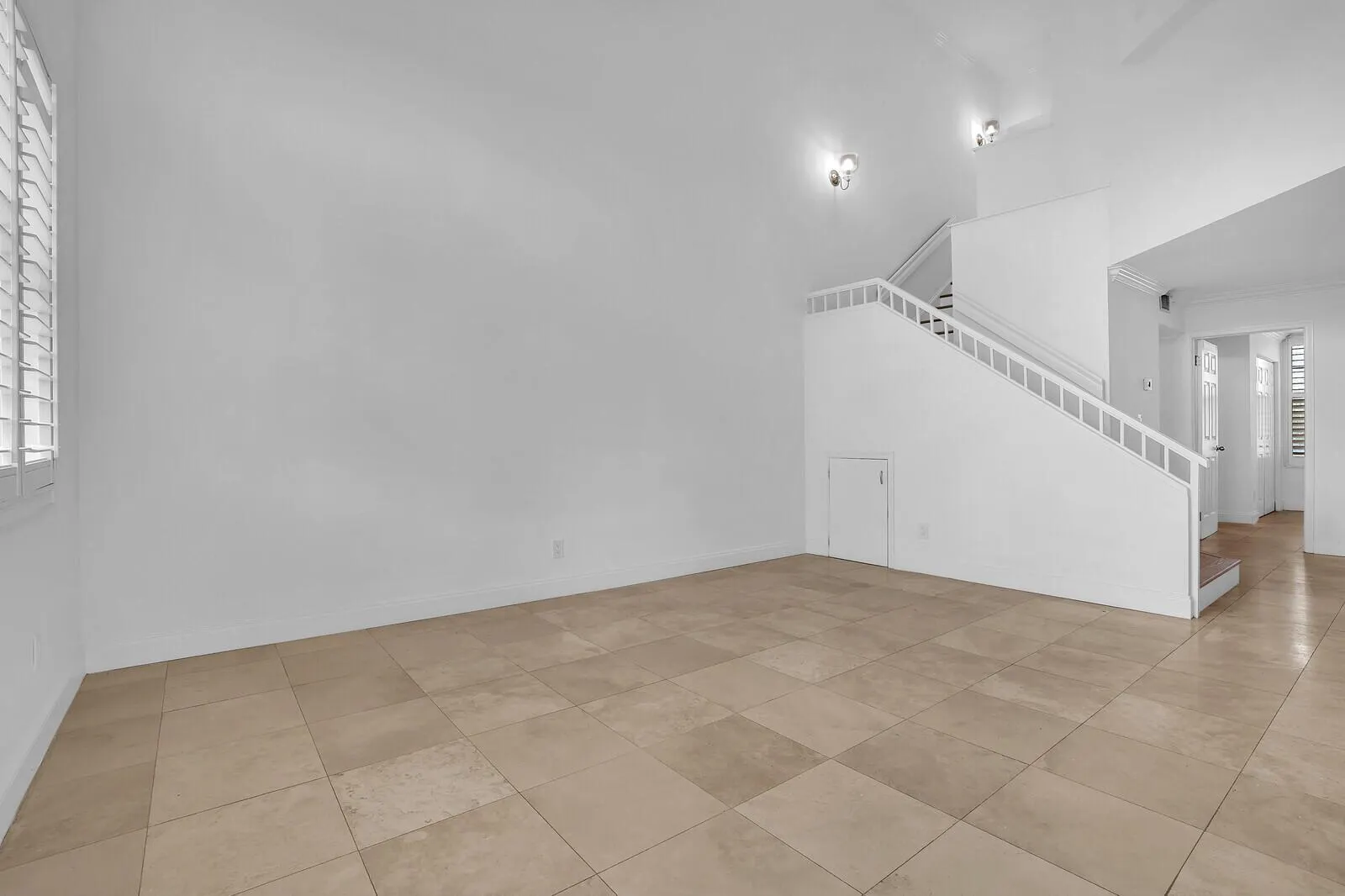 705 Mainsail Circle