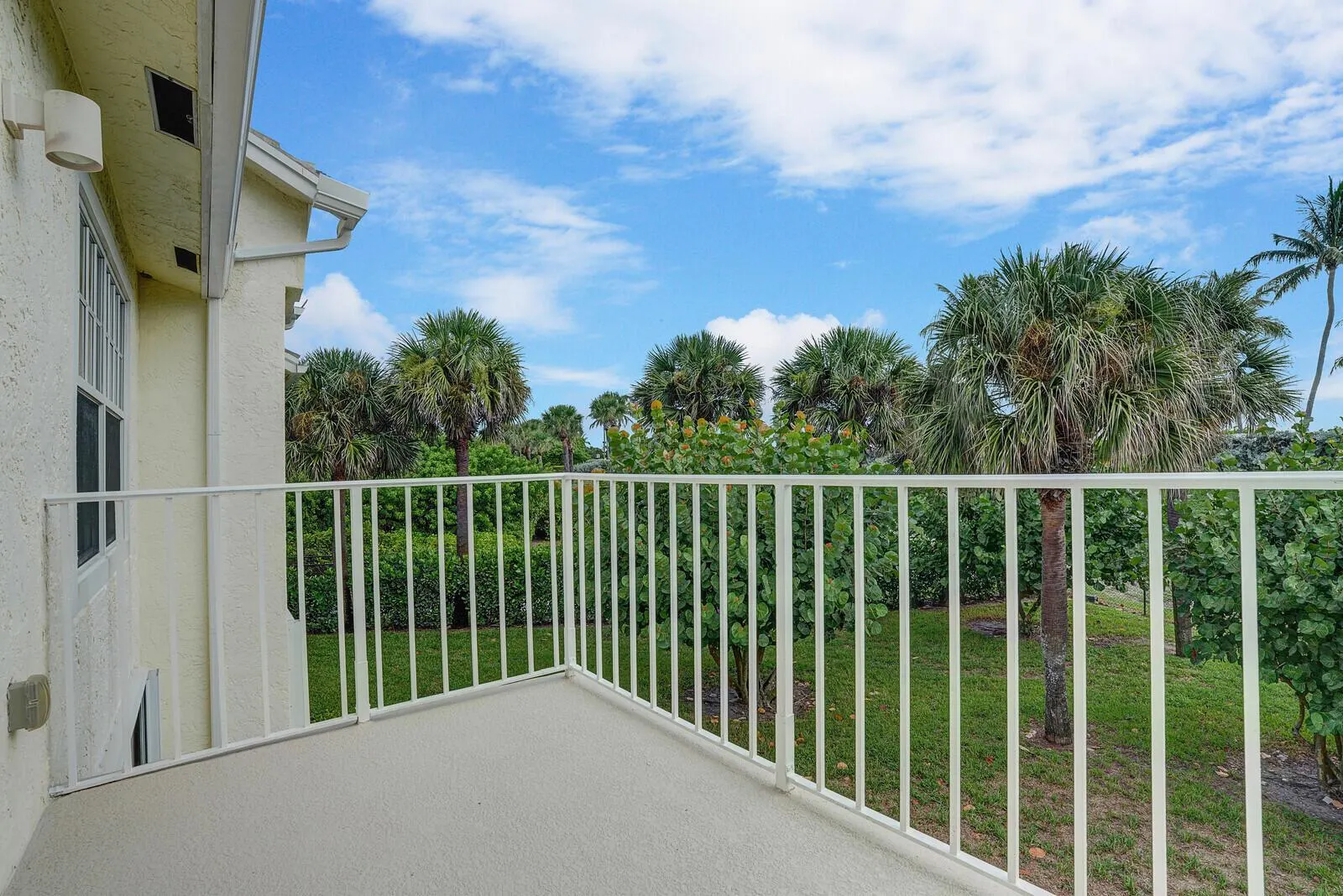 705 Mainsail Circle