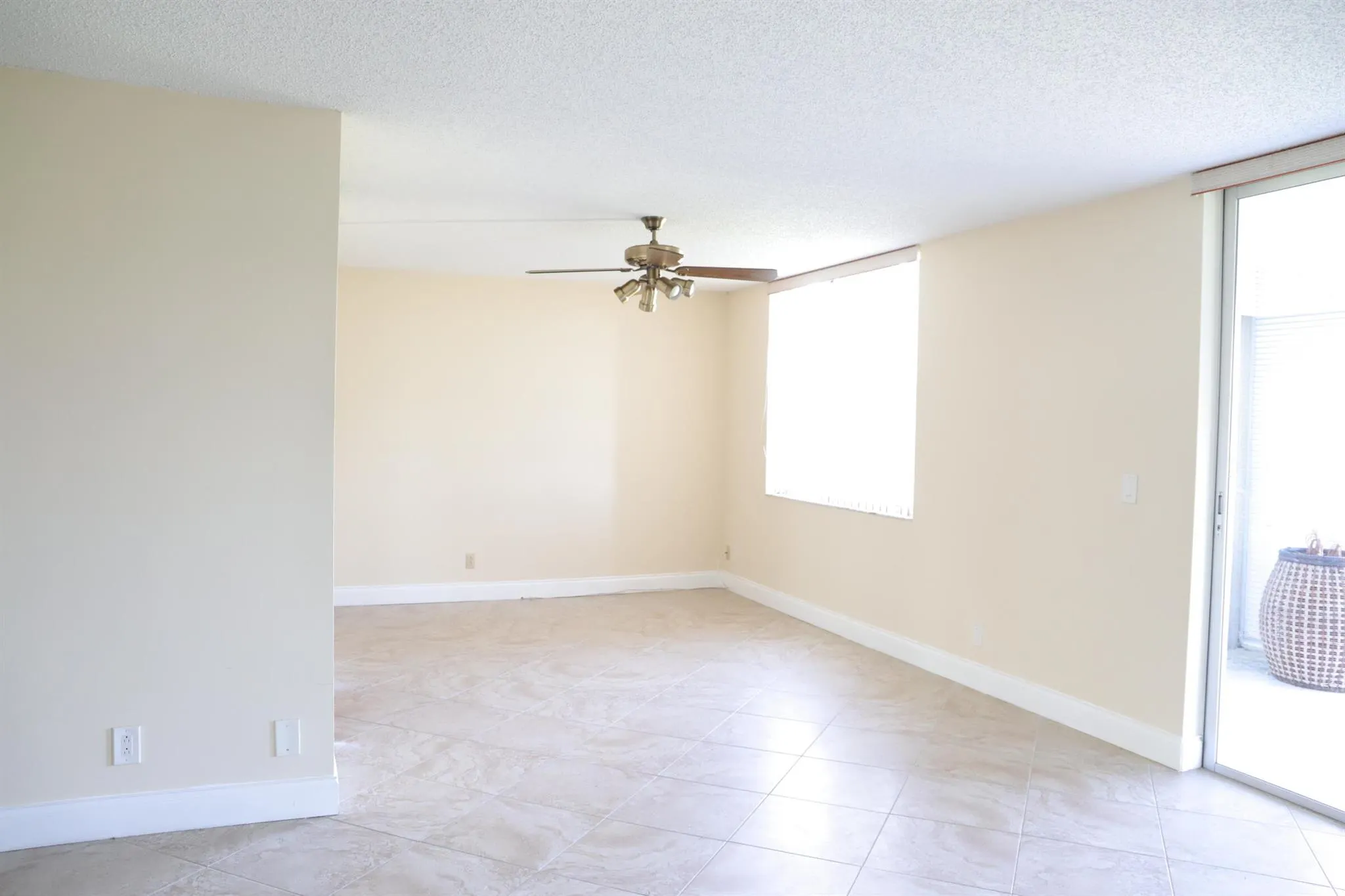 6400 NW 2nd Avenue, #423