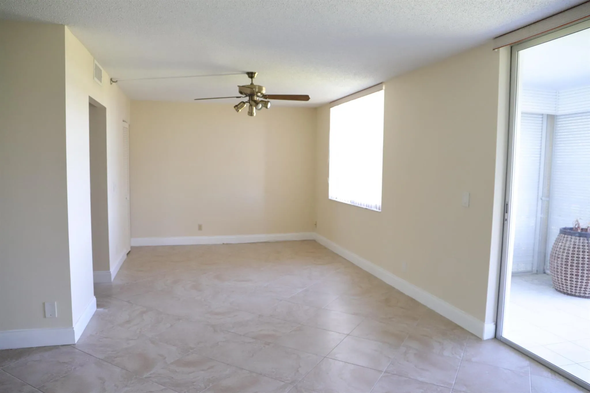 6400 NW 2nd Avenue, #423