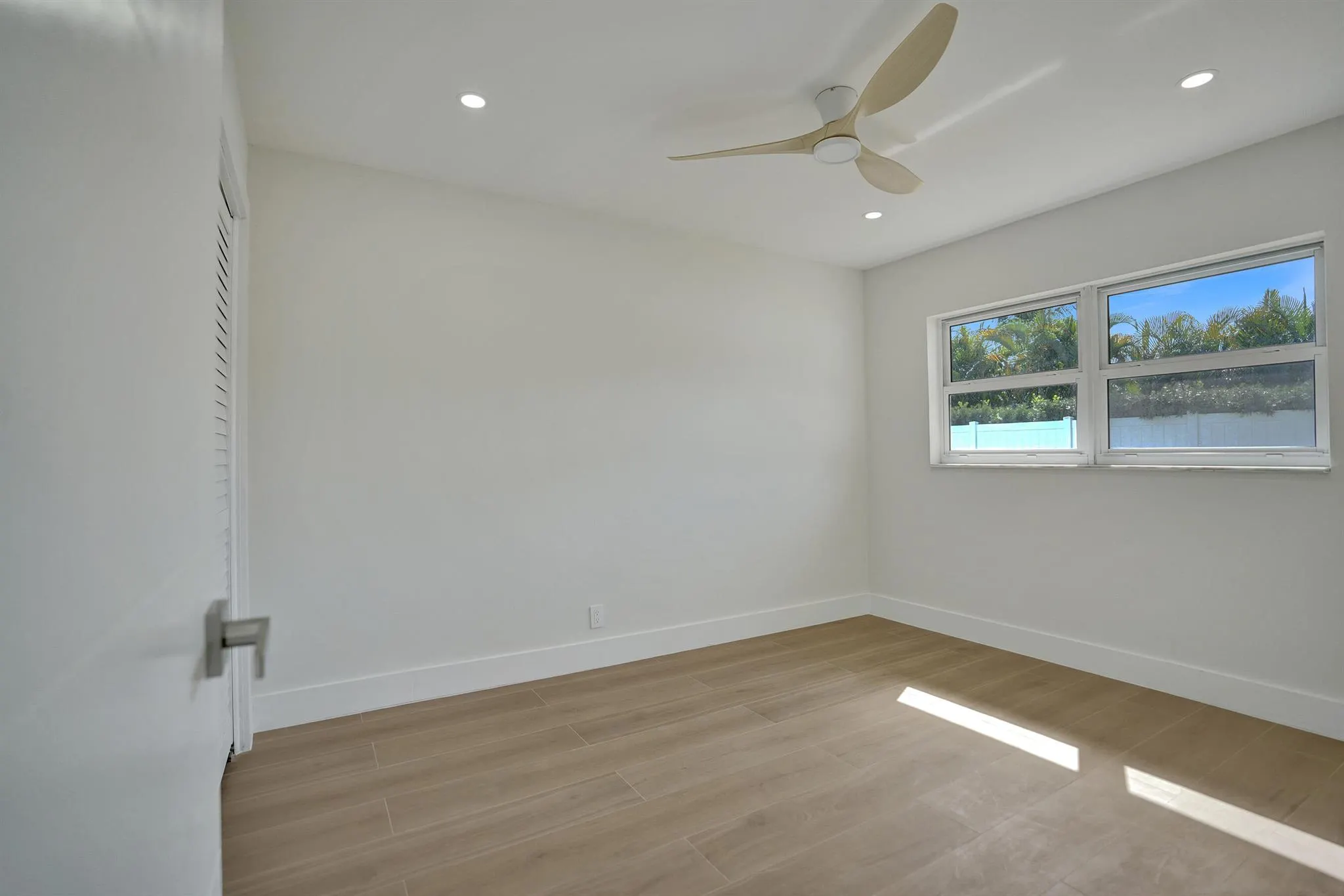 530 Kingbird Circle