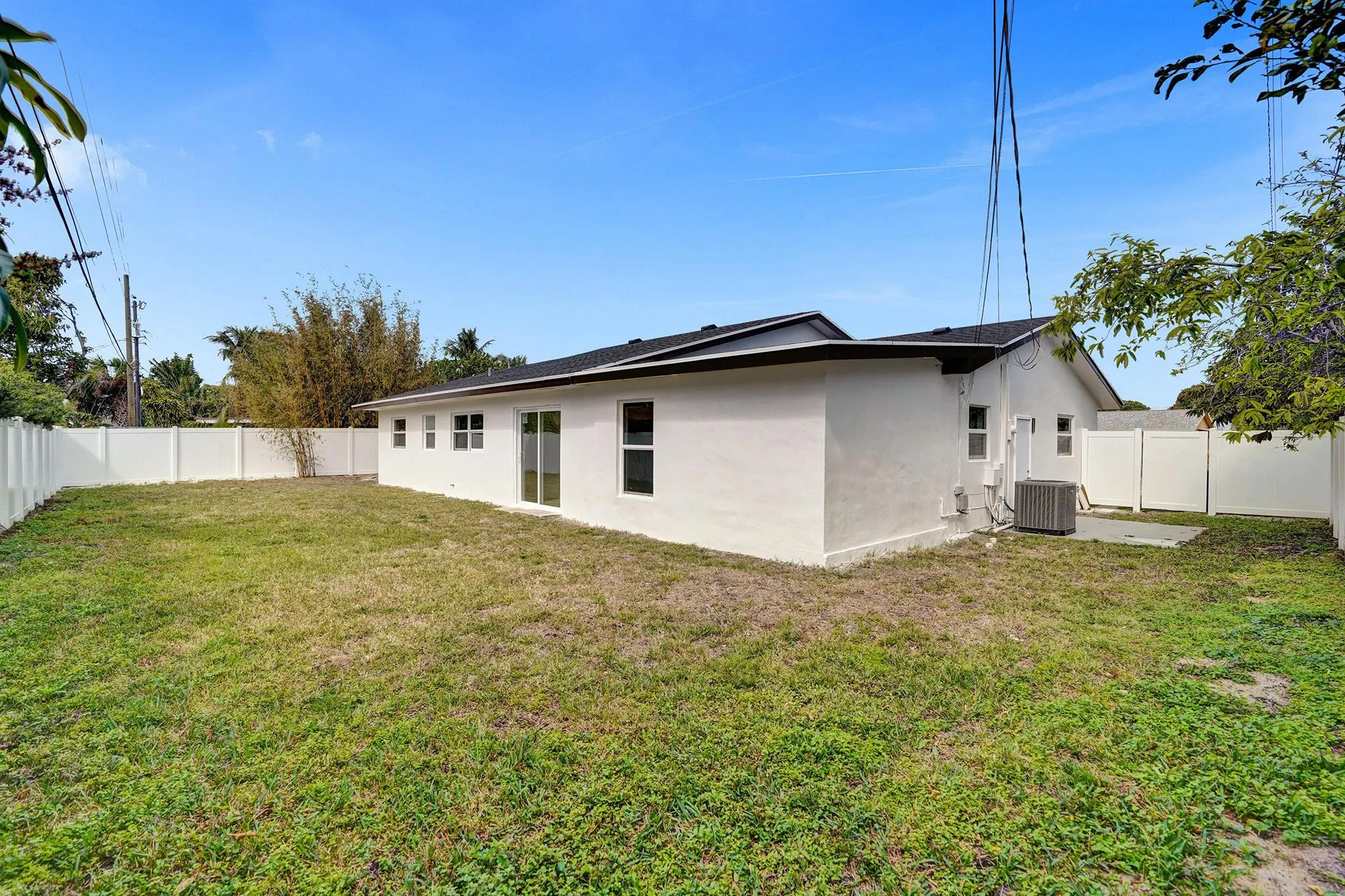 530 Kingbird Circle